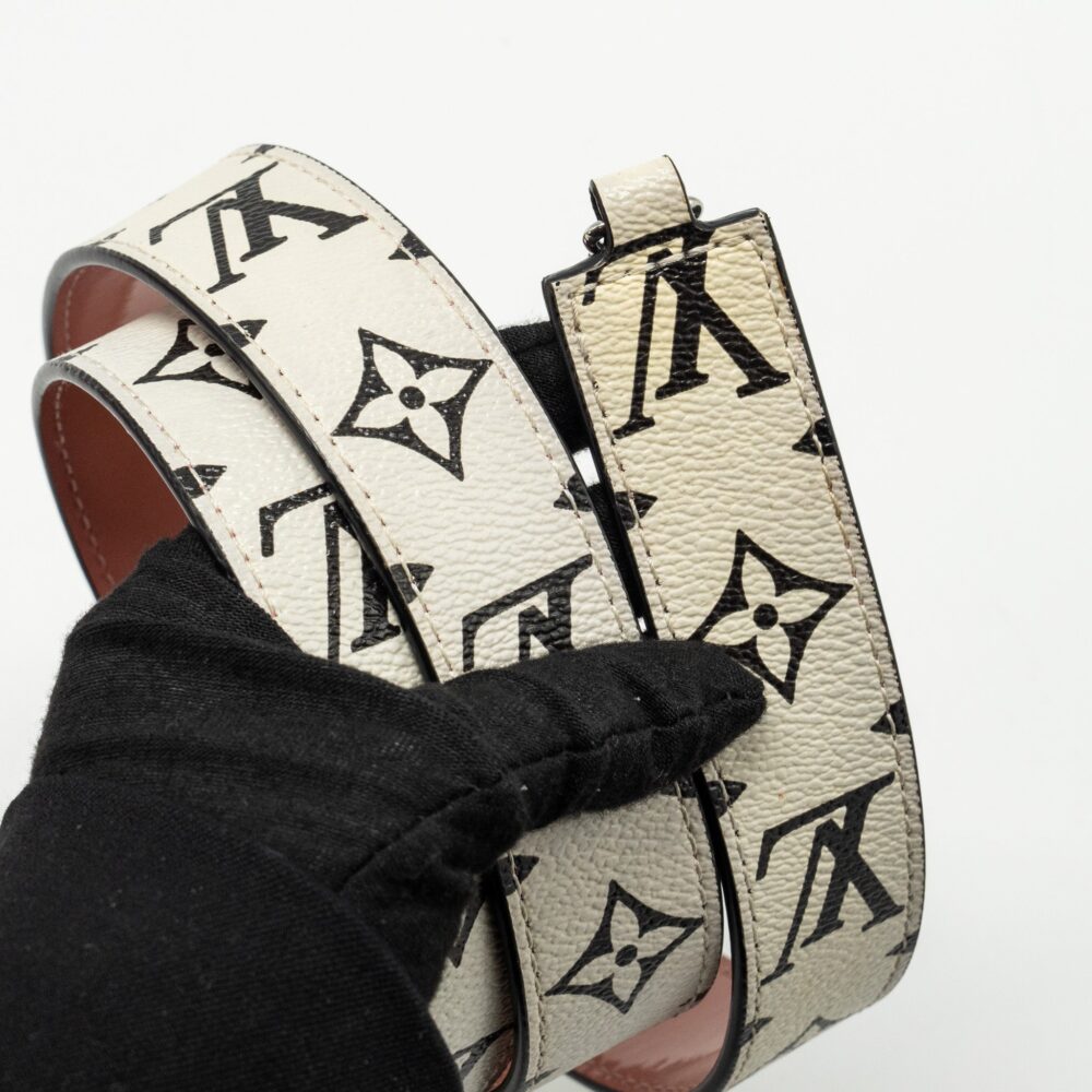 AAA Replica Louis Vuitton LV ALMA BB VERNIS PATENT ROSE BLUSH SHW