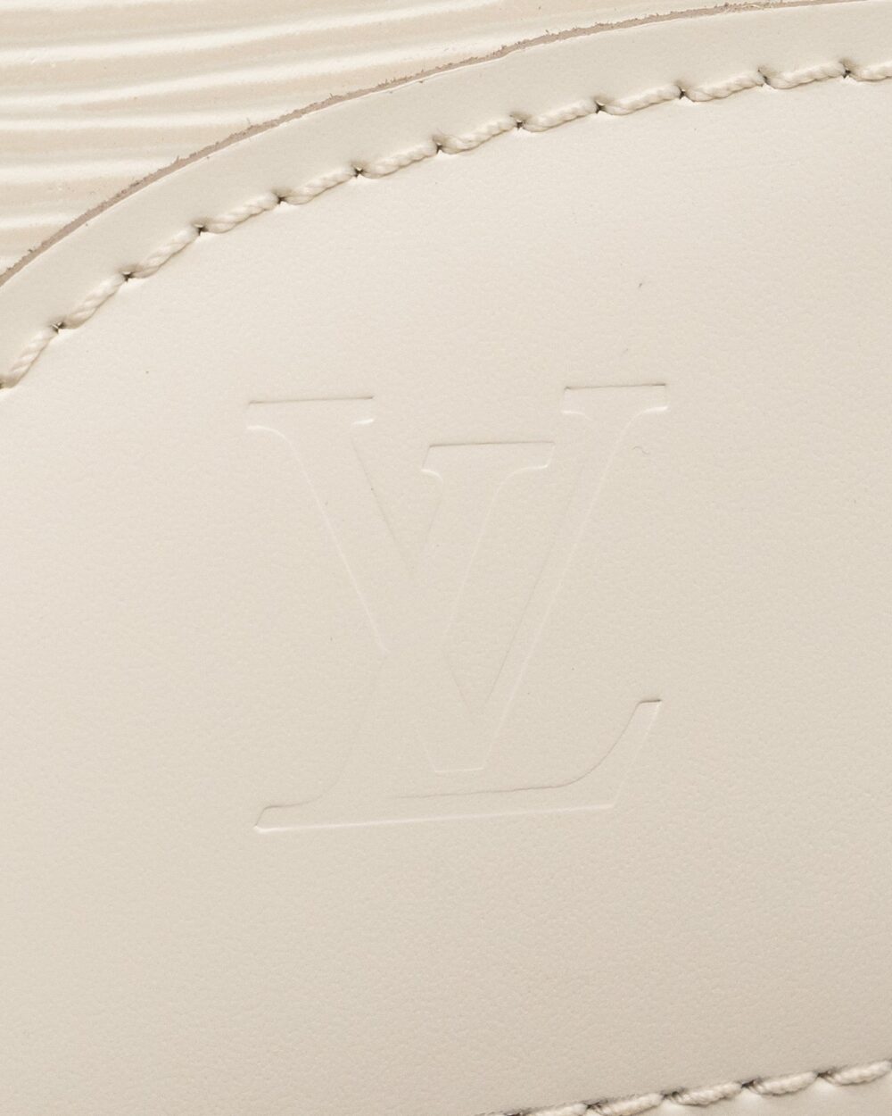 AAA Replica Louis Vuitton LV MADELEINE GM TOTE BAG EPI WHITE SHW