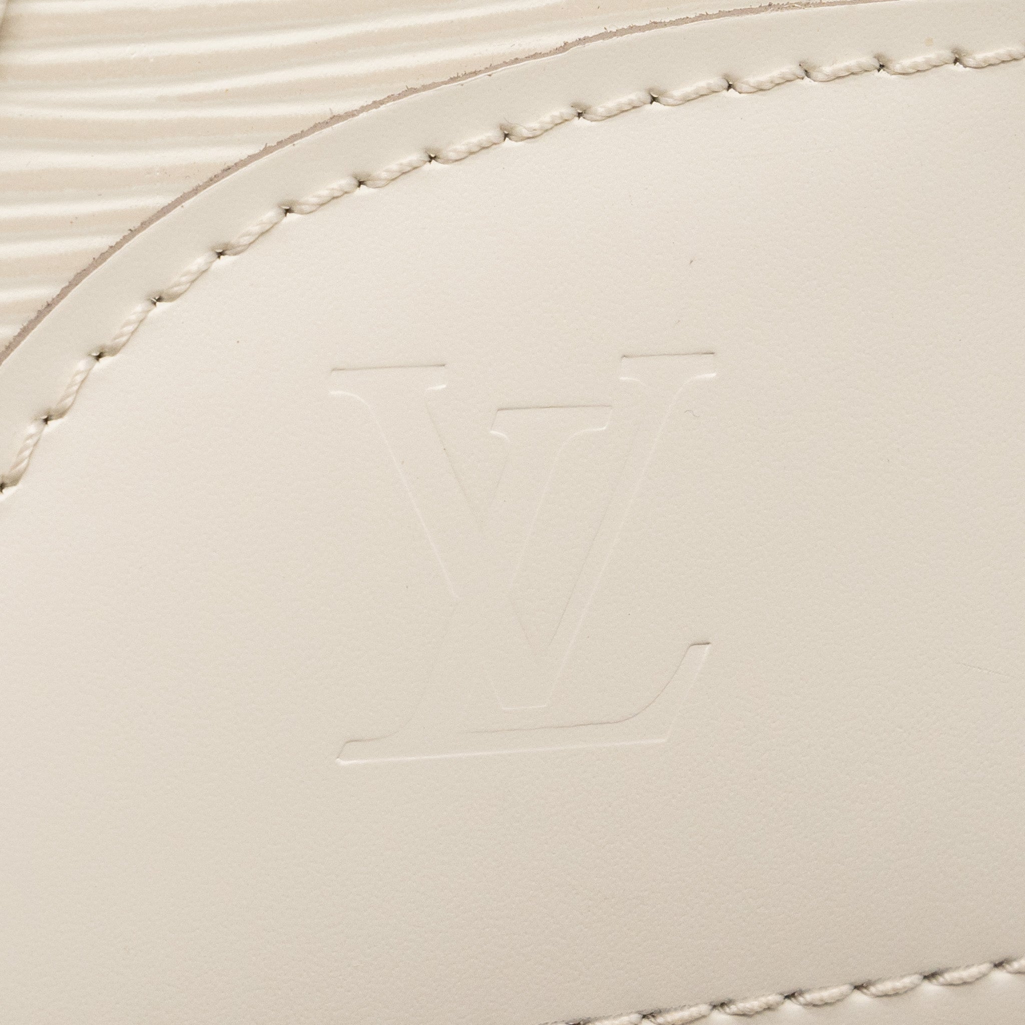 AAA Replica Louis Vuitton LV MADELEINE GM TOTE BAG EPI WHITE SHW