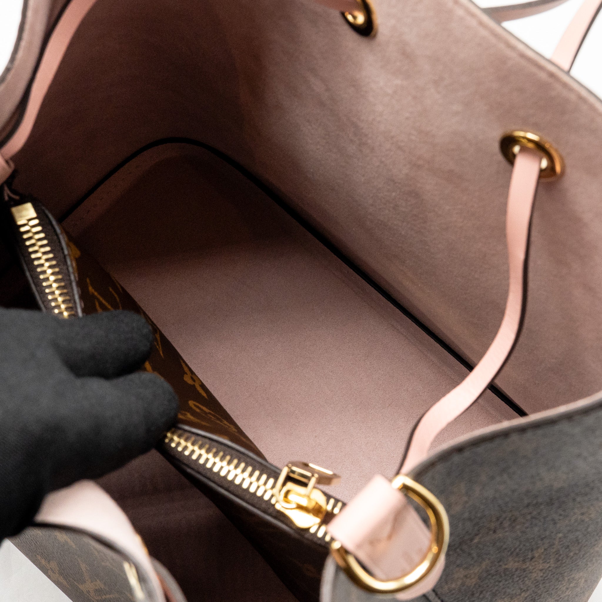 AAA Replica Louis Vuitton LV NEO NOE MONOGRAM CANVAS ROSE POUDRE GHW