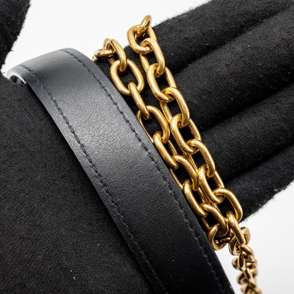 AAA Replica Louis Vuitton LV NEW WAVE PM CHAIN BAG CALFSKIN BLACK GHW (NEW VERSION)