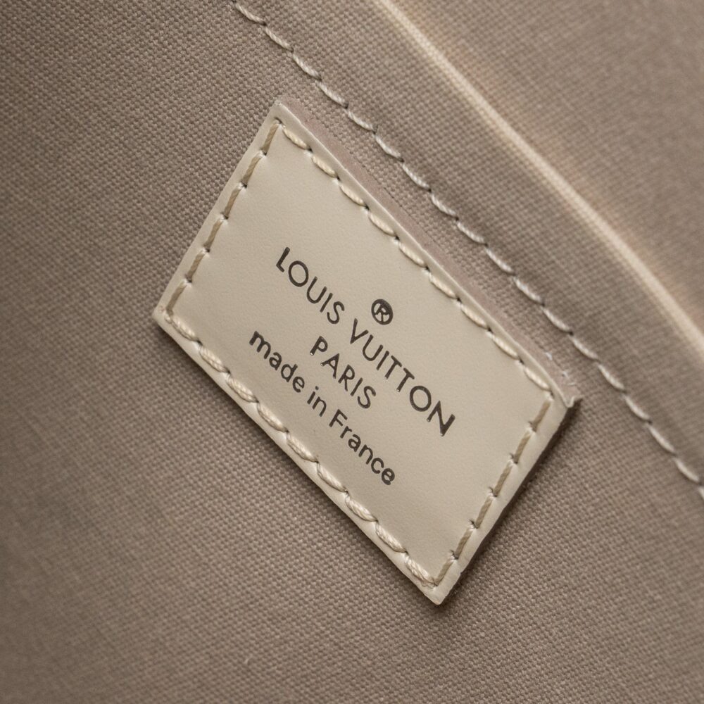 AAA Replica Louis Vuitton LV MADELEINE GM TOTE BAG EPI WHITE SHW