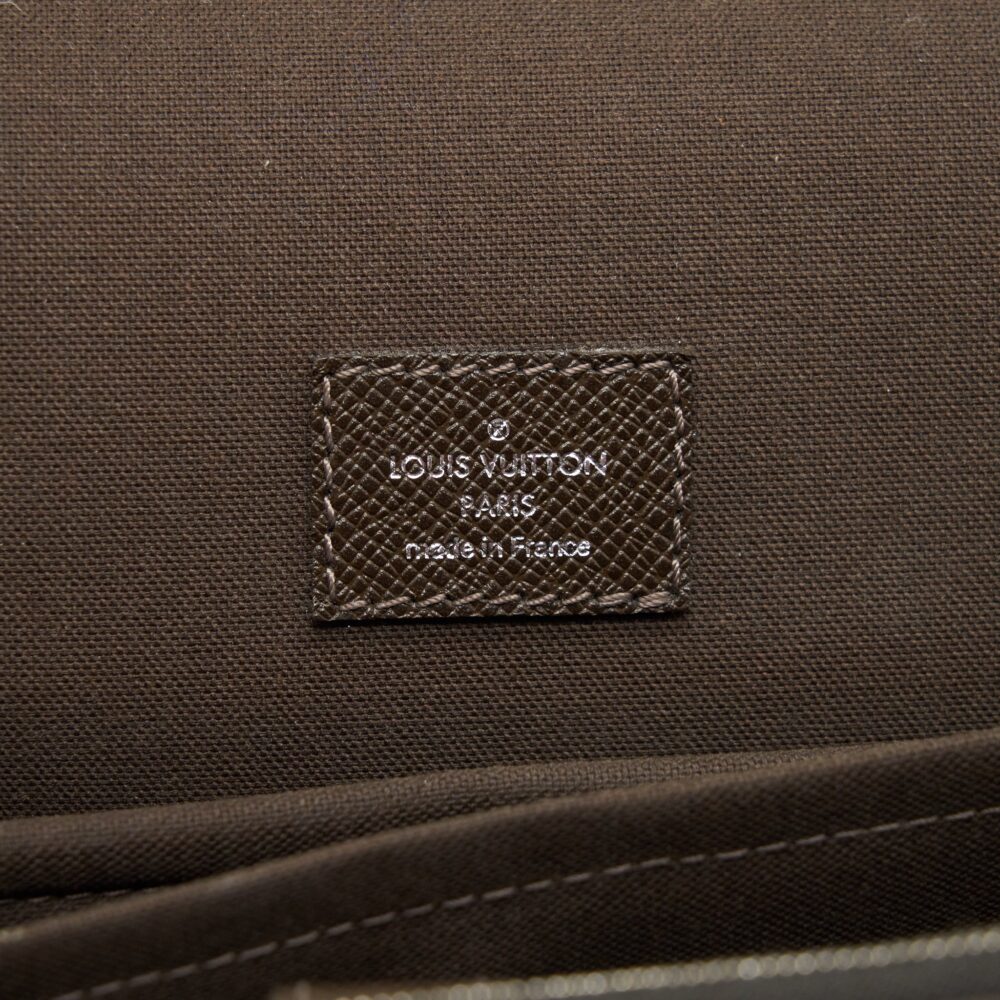 AAA Replica Louis Vuitton LV MEN’S LARGE BRIEFCASE WITH SHOULDER STRAP DARK BROWN SHW