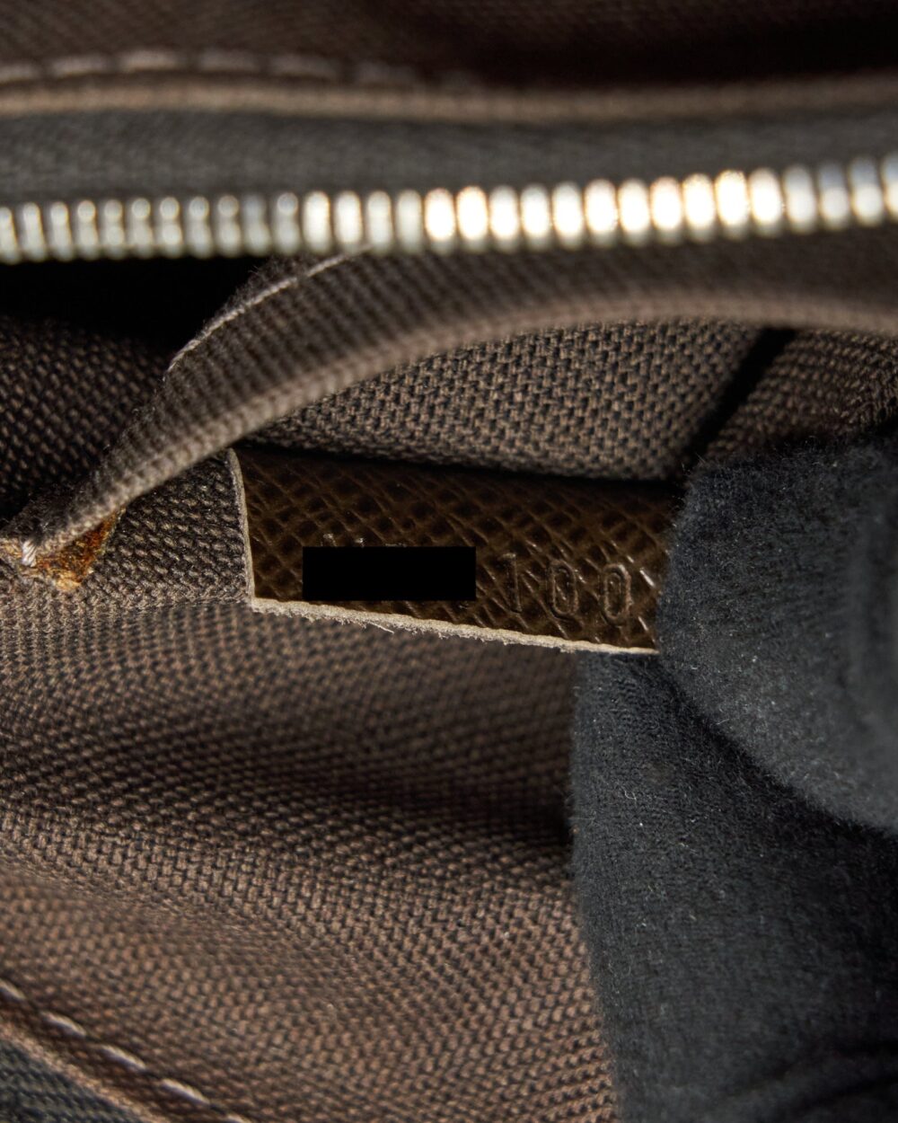 AAA Replica Louis Vuitton LV MEN’S LARGE BRIEFCASE WITH SHOULDER STRAP DARK BROWN SHW
