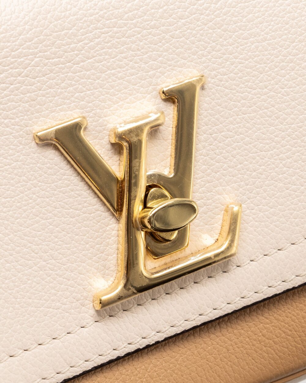 AAA Replica Louis Vuitton LV LOCKME TENDER GRAINED CALFSKIN BEIGE MULTICOLOUR GHW