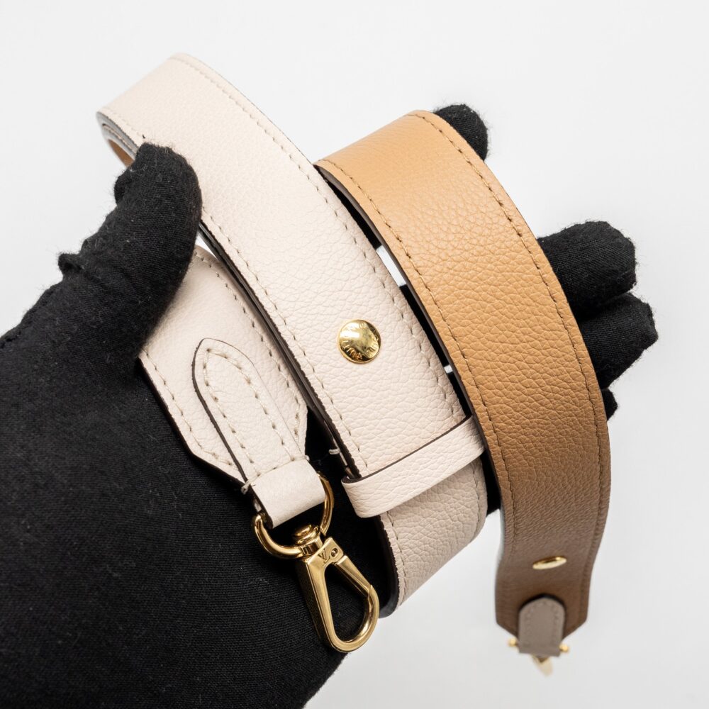 AAA Replica Louis Vuitton LV LOCKME TENDER GRAINED CALFSKIN BEIGE MULTICOLOUR GHW