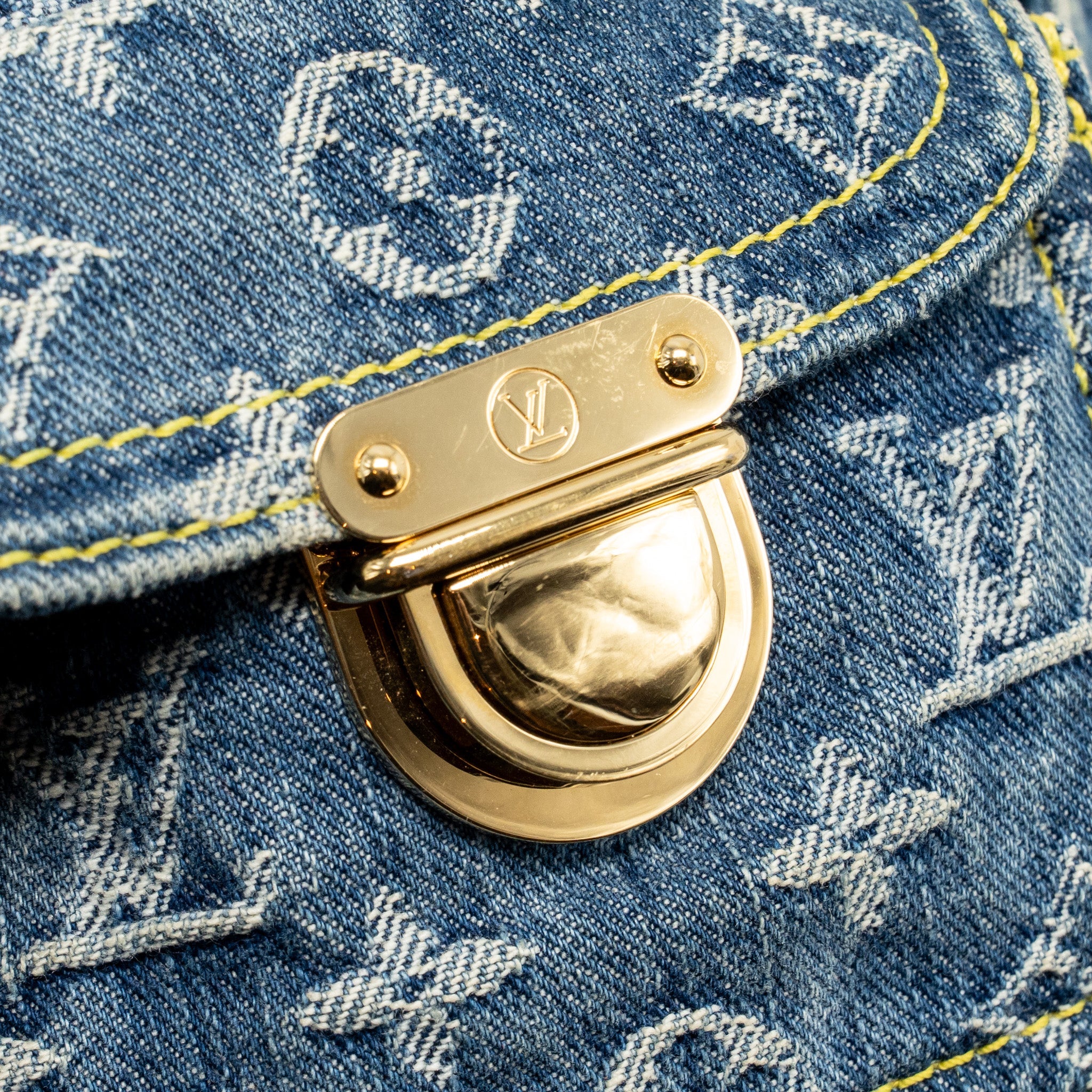 AAA Replica Louis Vuitton LV VINTAGE BAGGY GM SHOULDER BAG MONOGRAM DENIM GHW