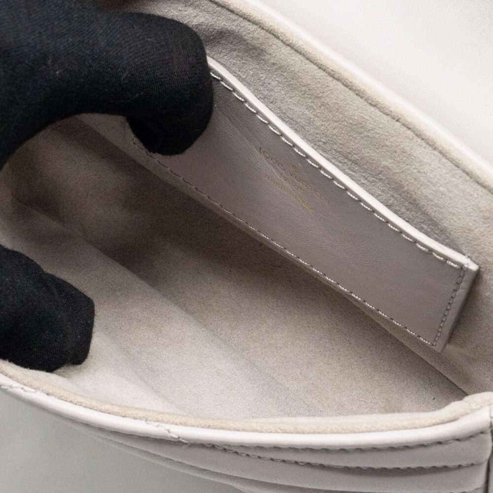 AAA Replica Louis Vuitton LV NEW WAVE MULTI POCHETTE CALFSKIN BRUME GHW