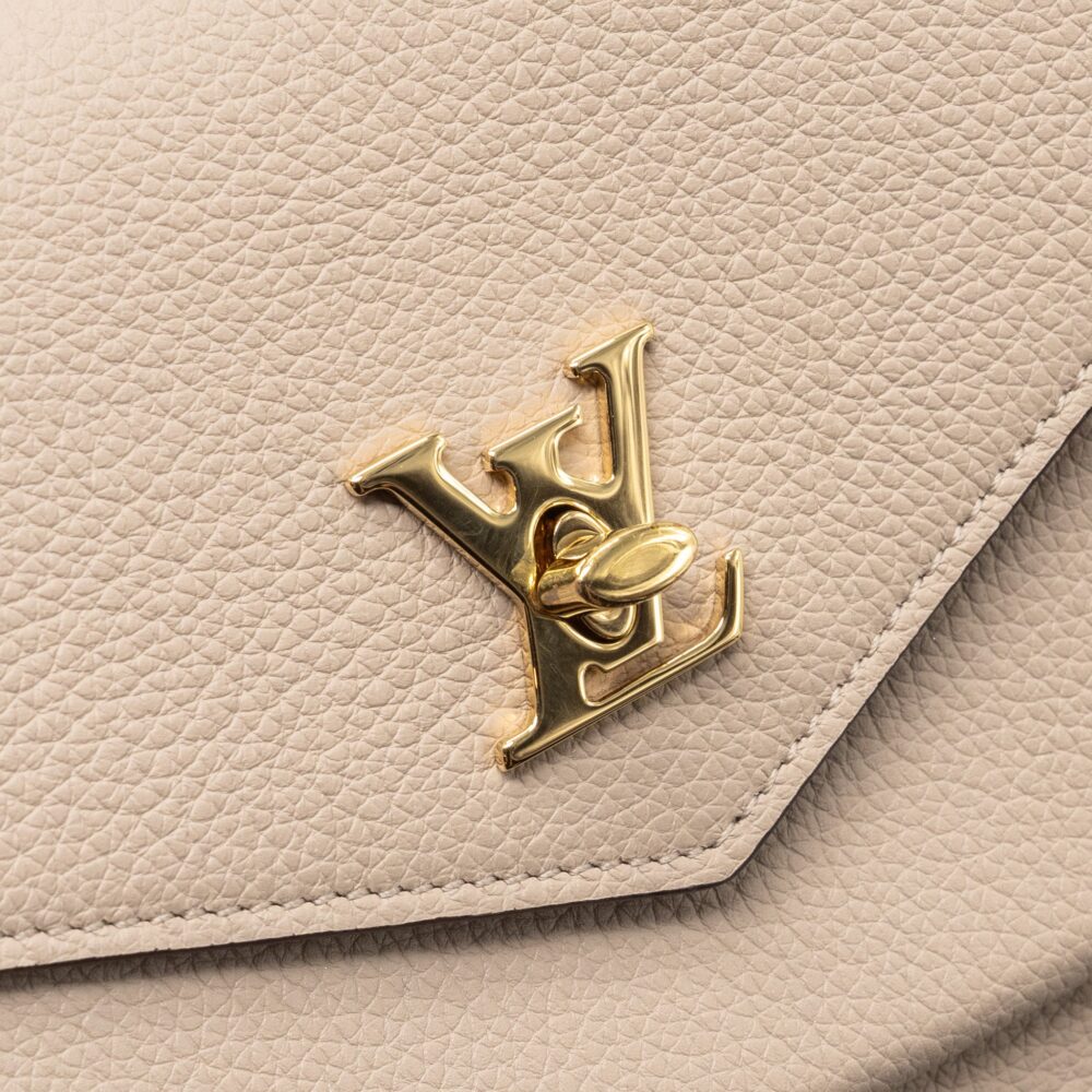 AAA Replica Louis Vuitton LV MYLOCKME CHAIN POCHETTE CALFSKIN GREIGE BEIGE GHW