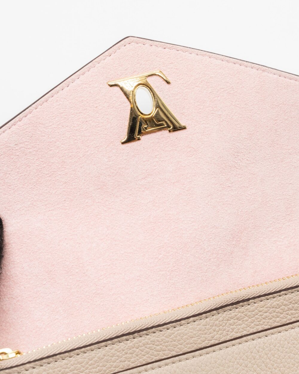 AAA Replica Louis Vuitton LV MYLOCKME CHAIN POCHETTE CALFSKIN GREIGE BEIGE GHW