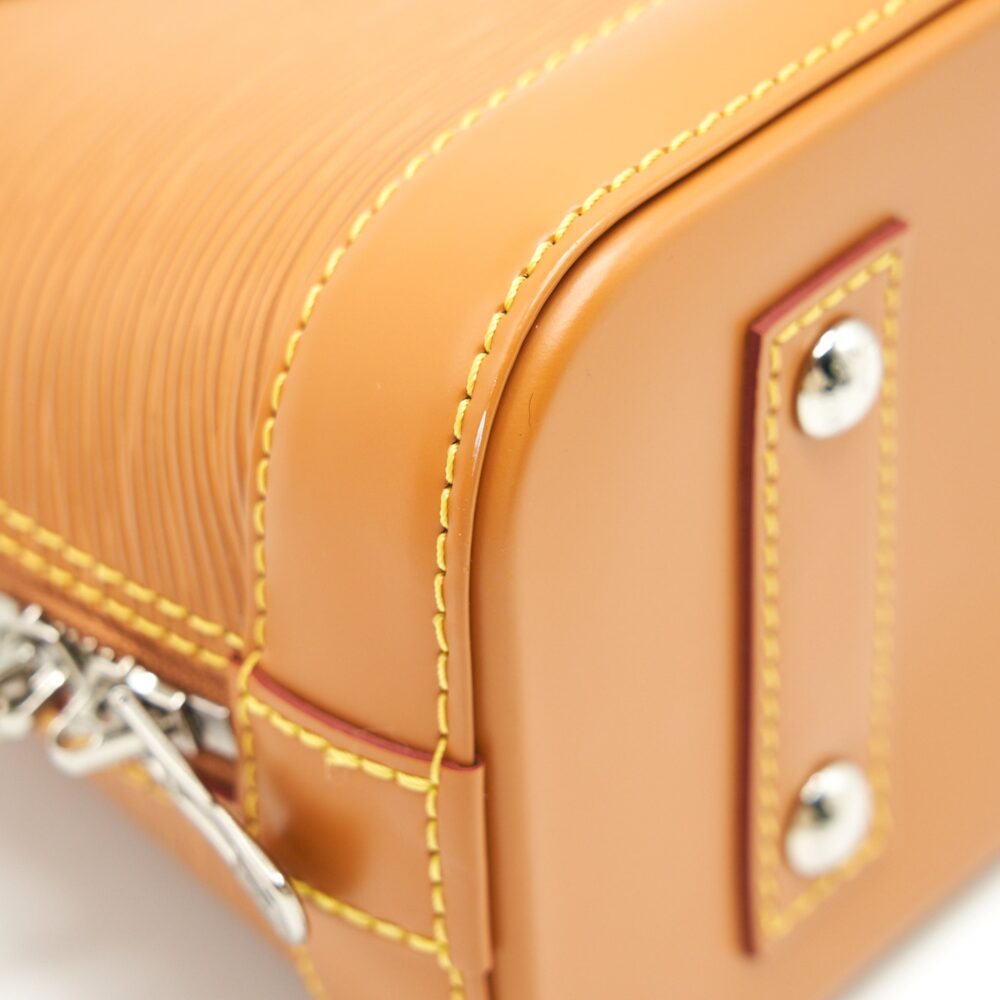 AAA Replica Louis Vuitton LV ALMA BB NEW VERSION GOLD MIEL