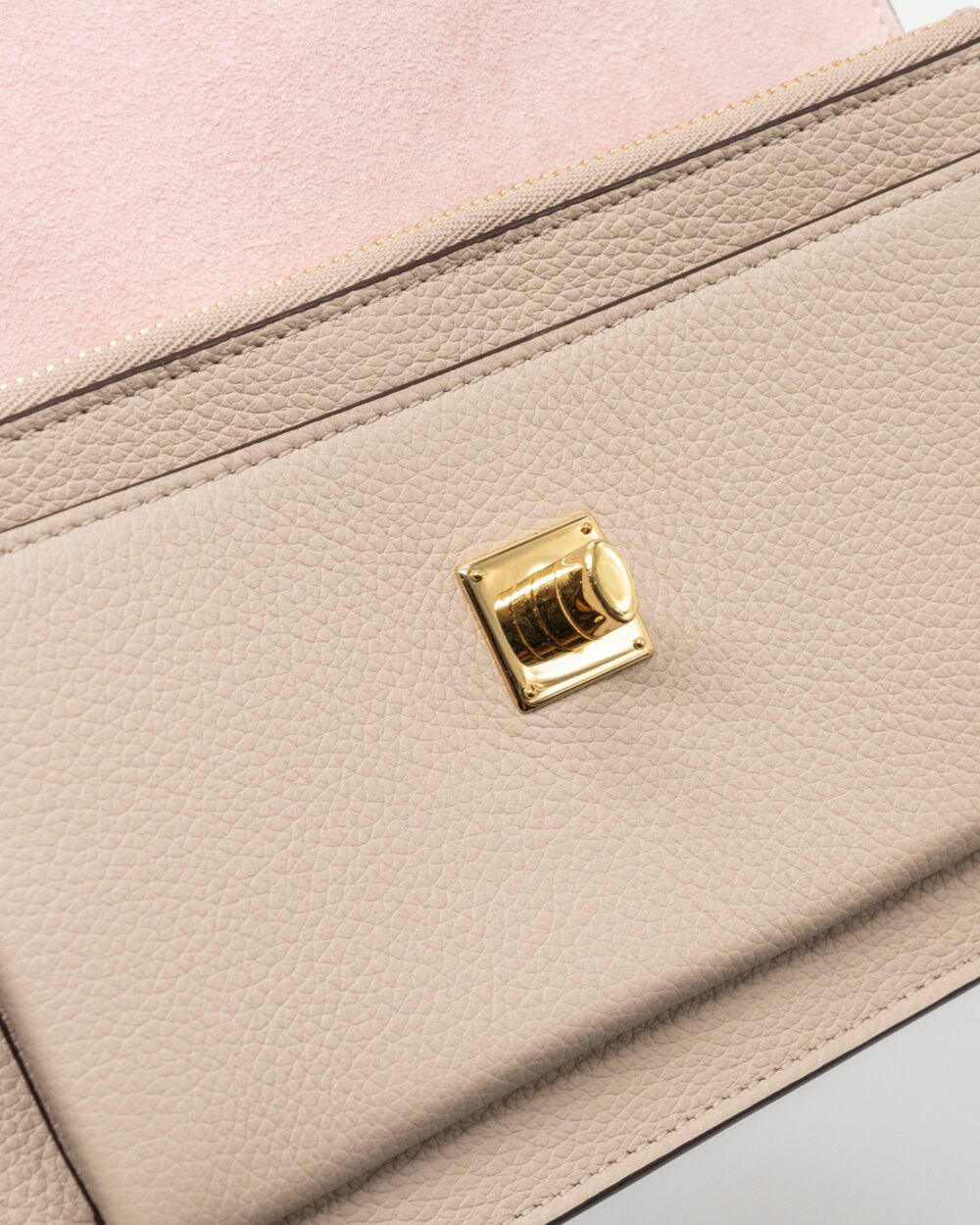 AAA Replica Louis Vuitton LV MYLOCKME CHAIN POCHETTE CALFSKIN GREIGE BEIGE GHW