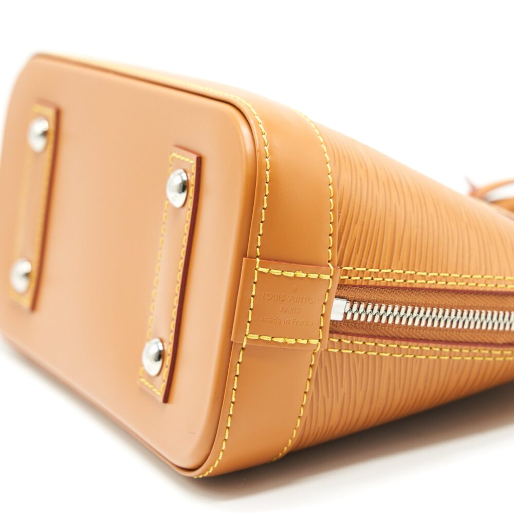 AAA Replica Louis Vuitton LV ALMA BB NEW VERSION GOLD MIEL