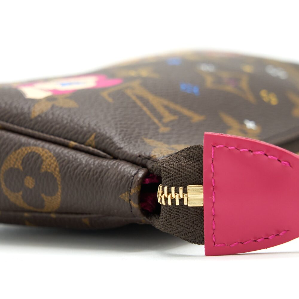 AAA Replica Louis Vuitton LV MINI POCHETTE ACCESSORIES LIMITED EDITION MONOGRAM CANVAS GHW