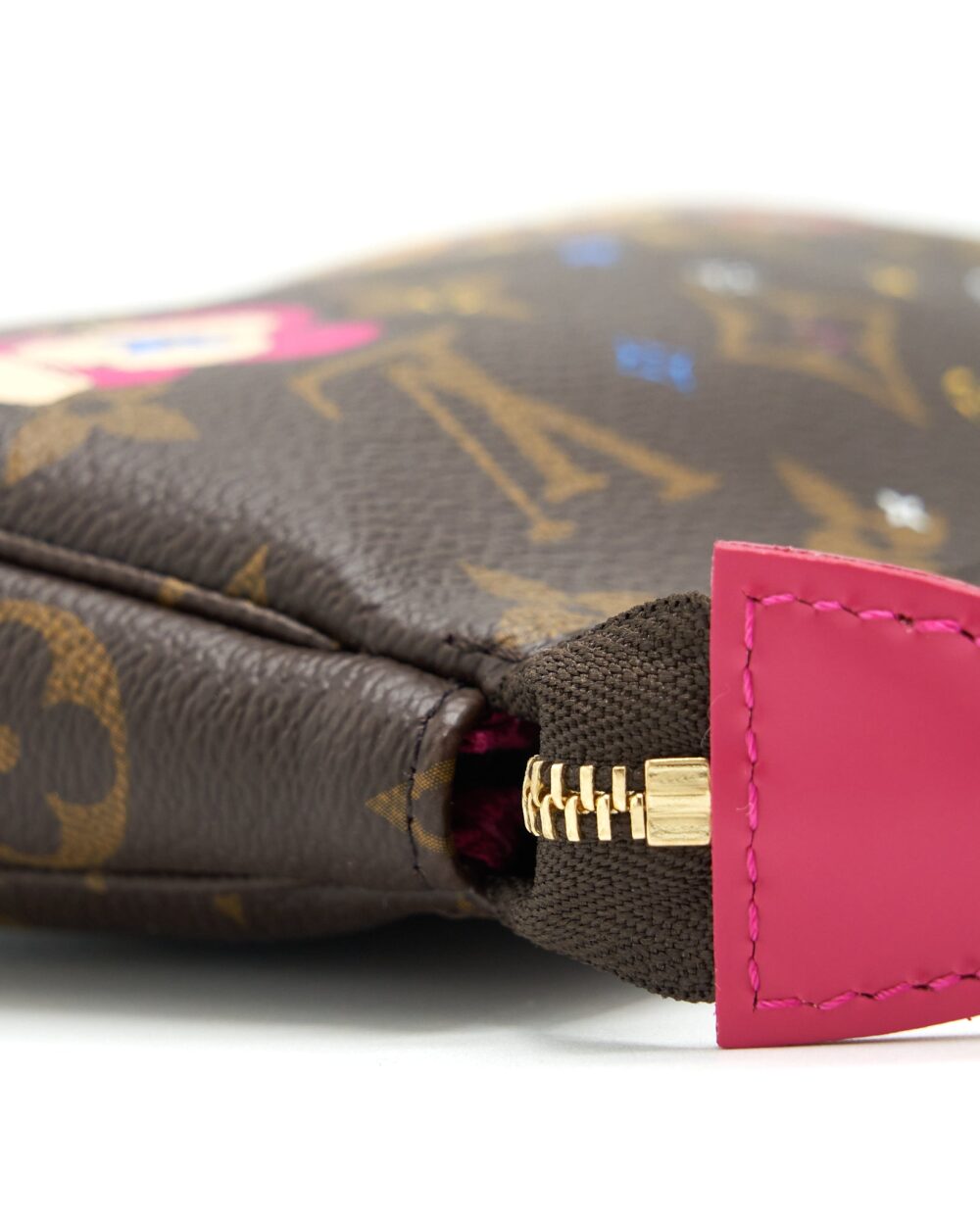 AAA Replica Louis Vuitton LV MINI POCHETTE ACCESSORIES LIMITED EDITION MONOGRAM CANVAS GHW