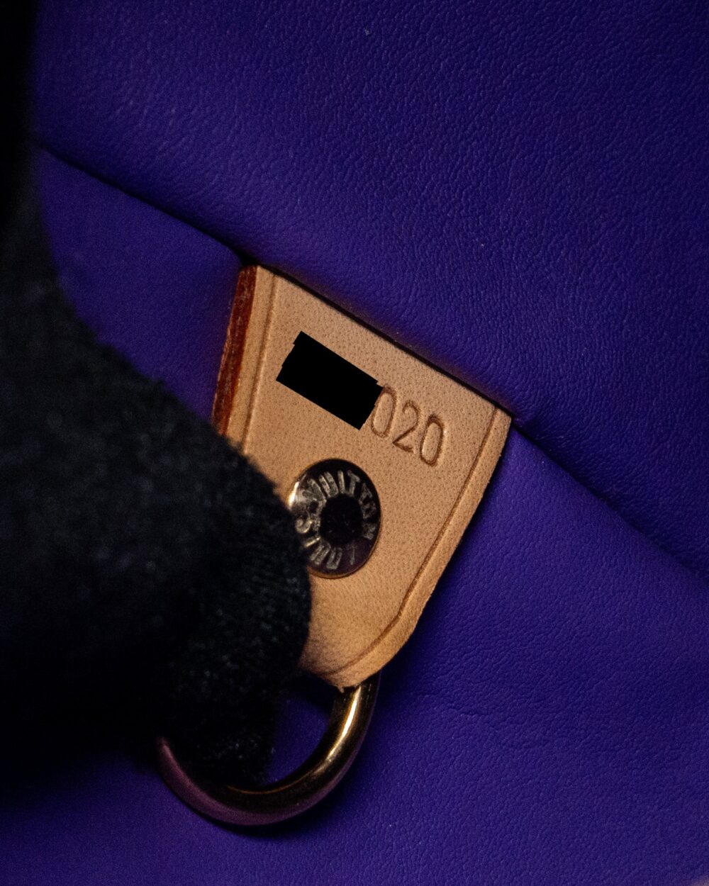 AAA Replica Louis Vuitton LV VINTAGE HOUSTON BAG PATENT PURPLE GHW