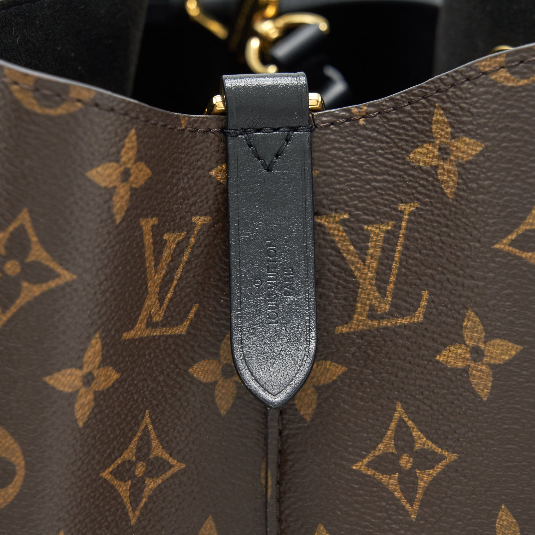 AAA Replica Louis Vuitton LV NEONOE MONOGRAM CANVAS GHW