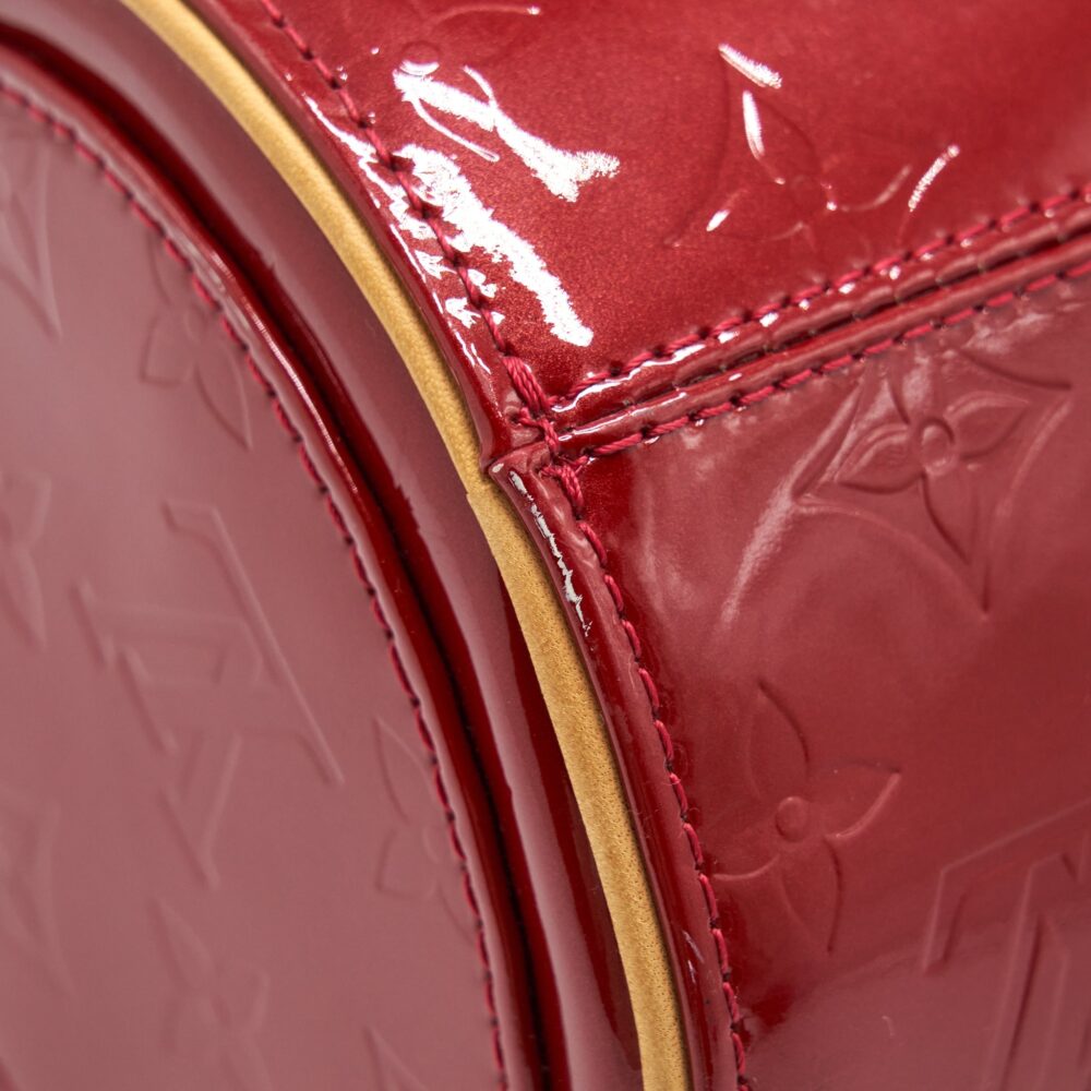 AAA Replica Louis Vuitton LV VINTAGE VERNIS PAPILLON BAG RED