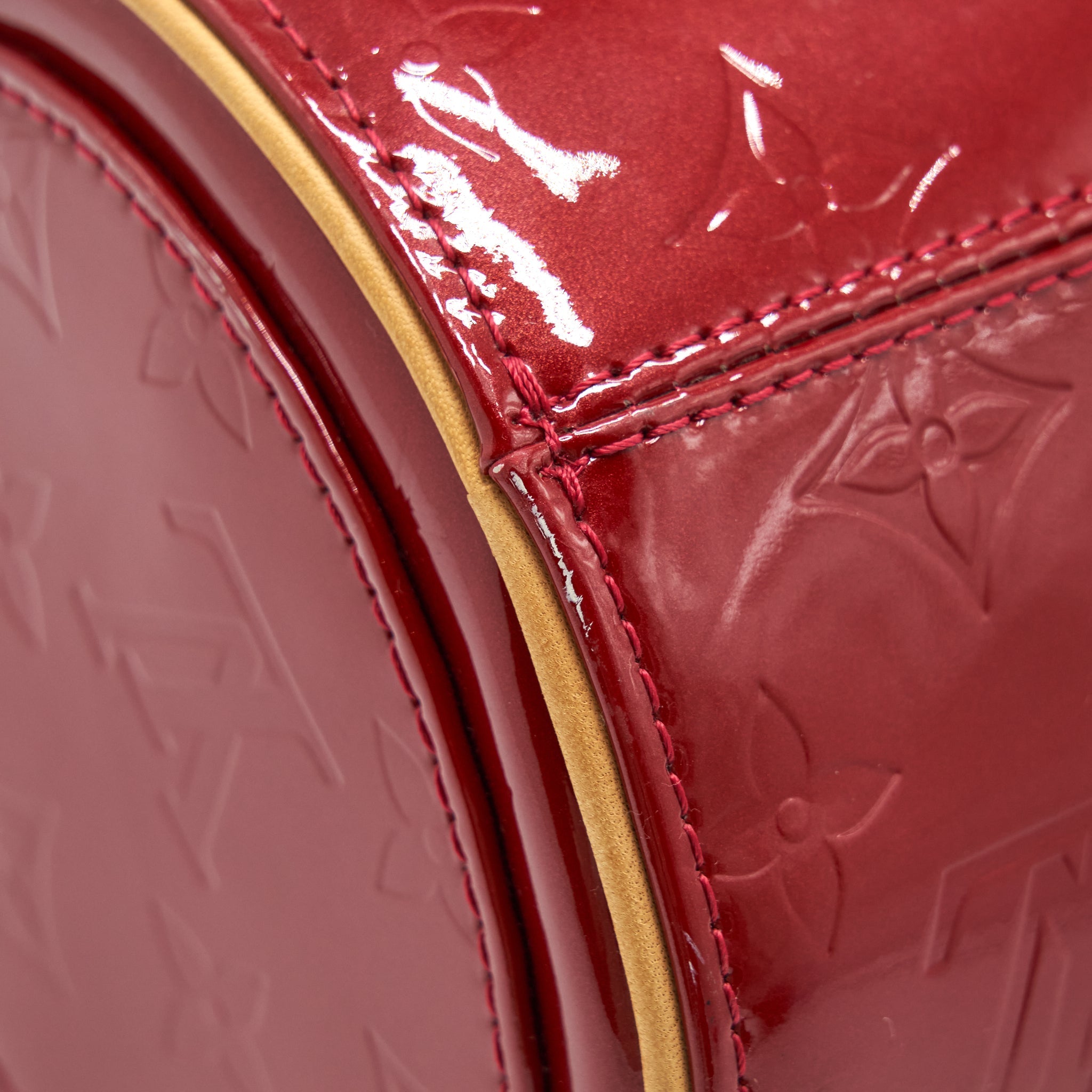 AAA Replica Louis Vuitton LV VINTAGE VERNIS PAPILLON BAG RED