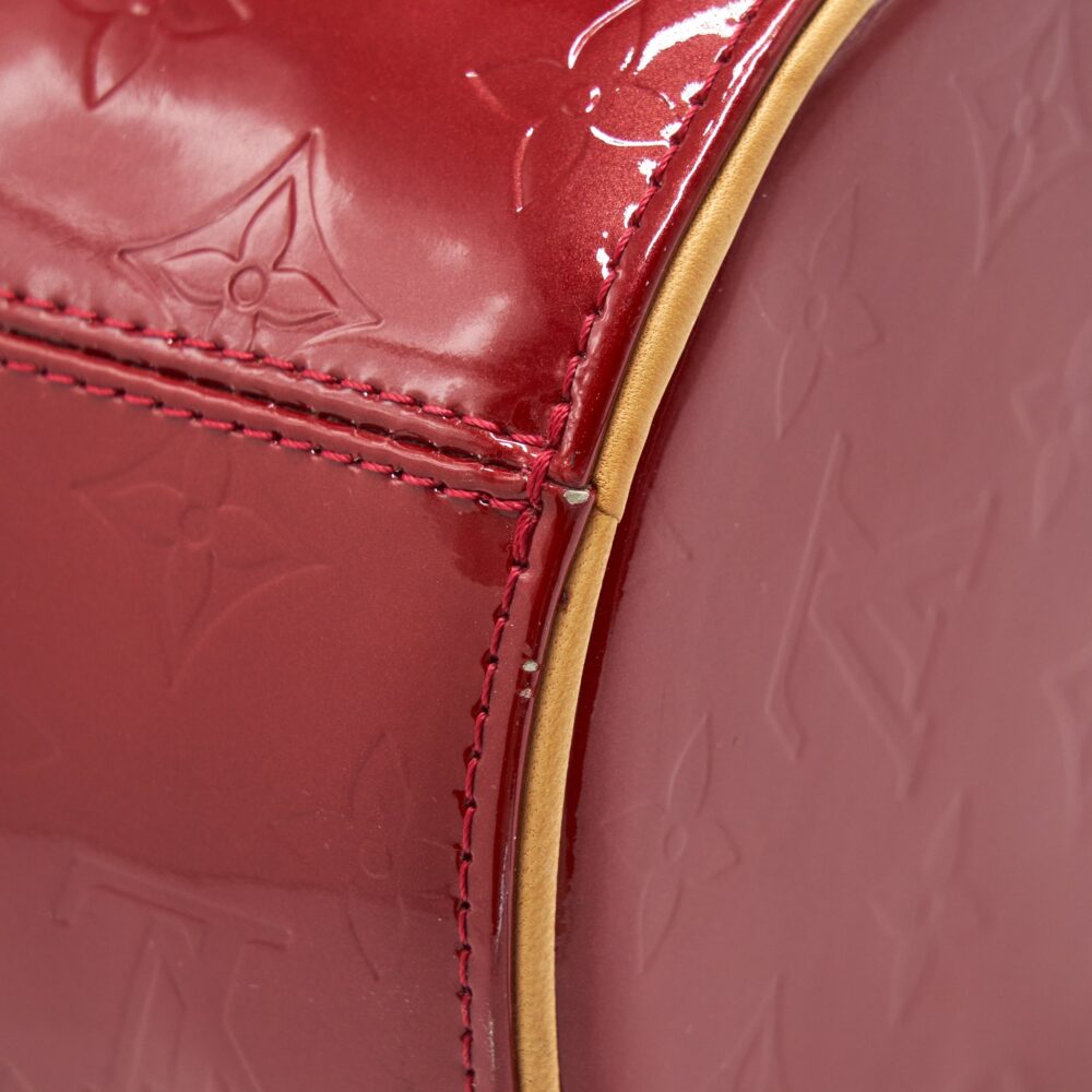 AAA Replica Louis Vuitton LV VINTAGE VERNIS PAPILLON BAG RED