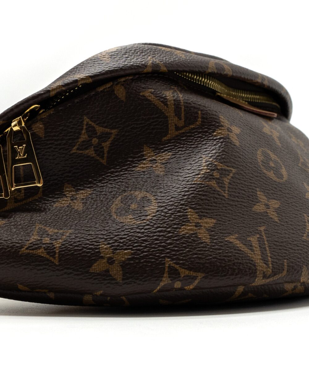 AAA Replica Louis Vuitton LV BUMBAG MONOGRAM CANVAS GHW