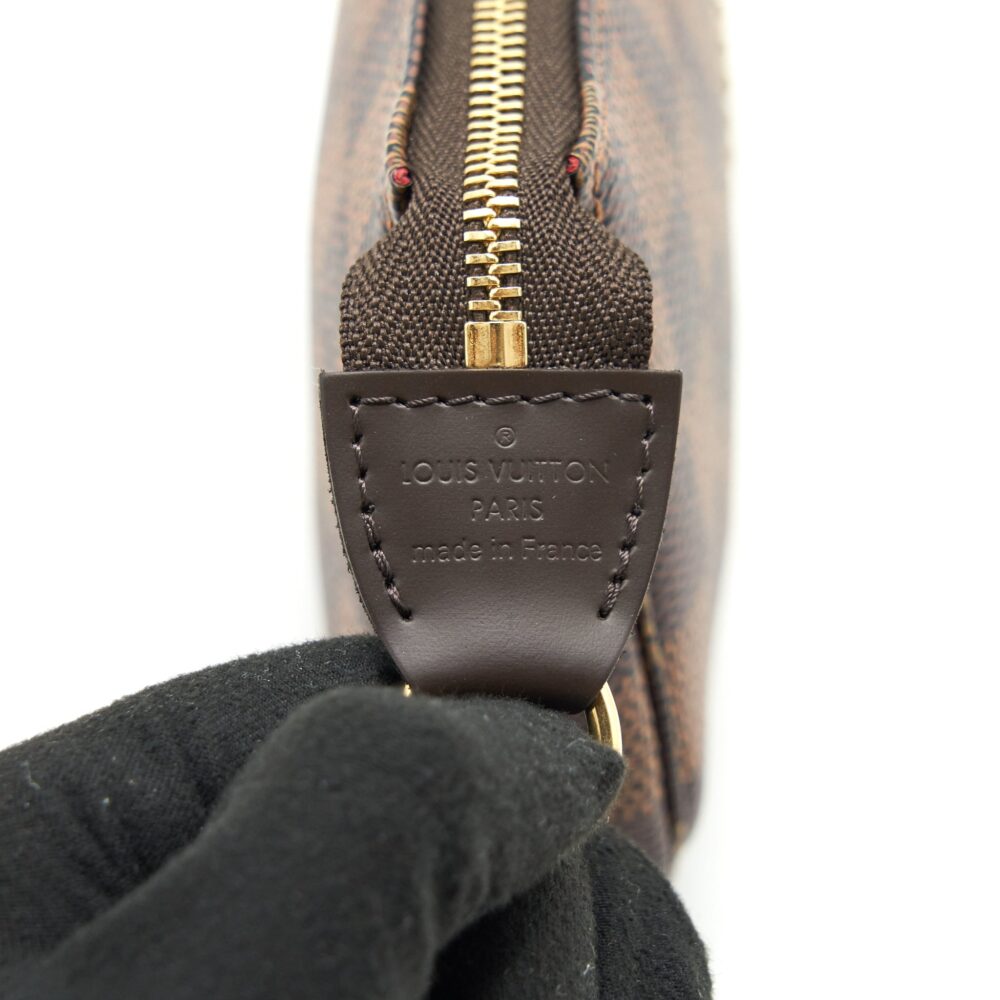 AAA Replica Louis Vuitton LV MINI POCHETTE ACCESSORIES DAMIER EBENE