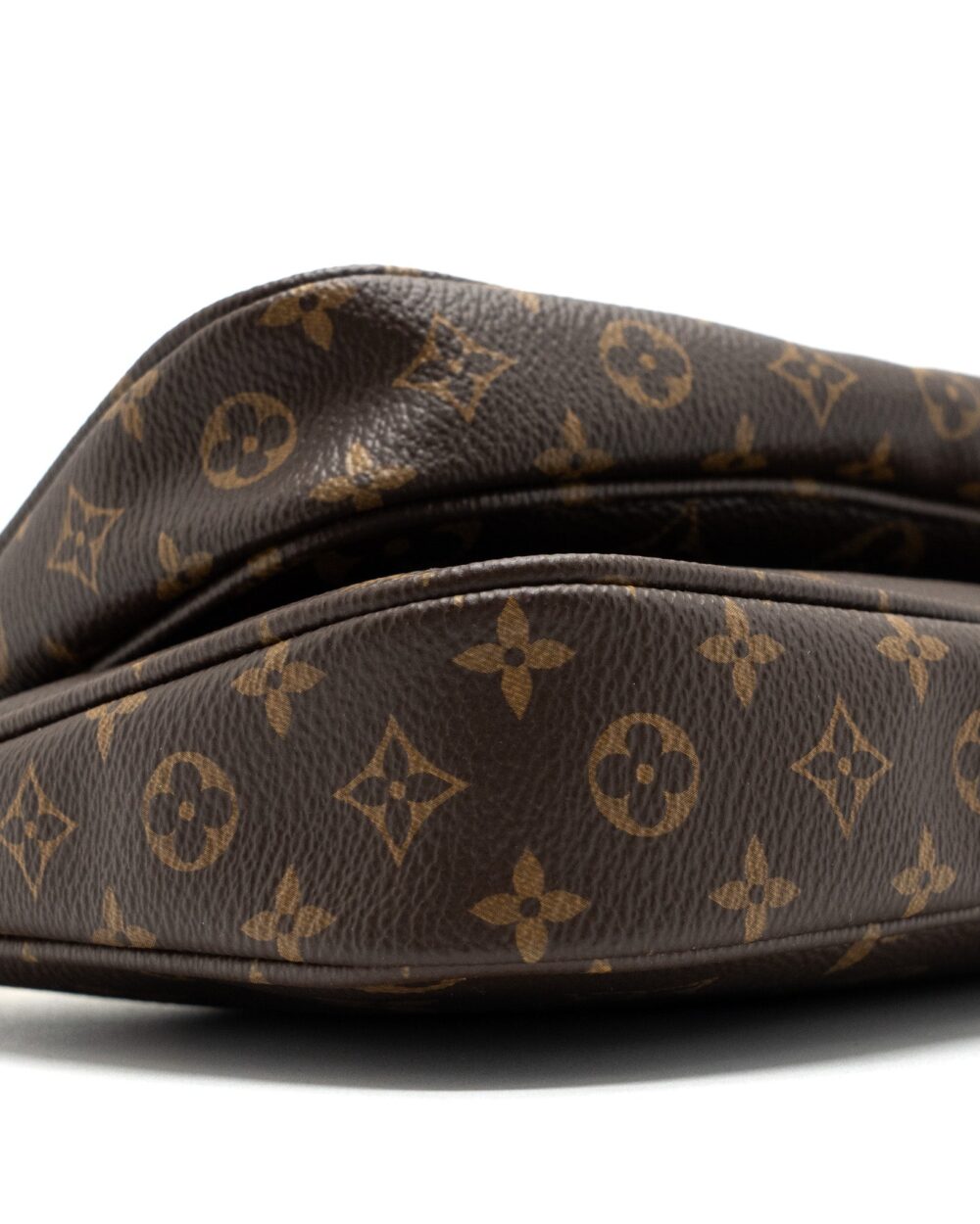 AAA Replica Louis Vuitton LV MULTI POCHETTE MONOGRAM CANVAS KHAKI STRAP GHW
