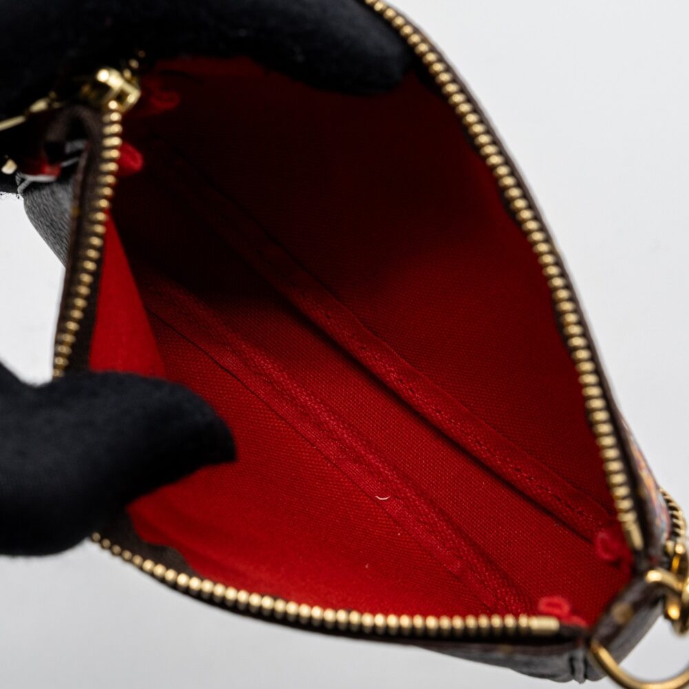 AAA Replica Louis Vuitton LV MINI POCHETTE ACCESSORIES 2020 CHRISTMAS MONOGRAM CANVAS GHW