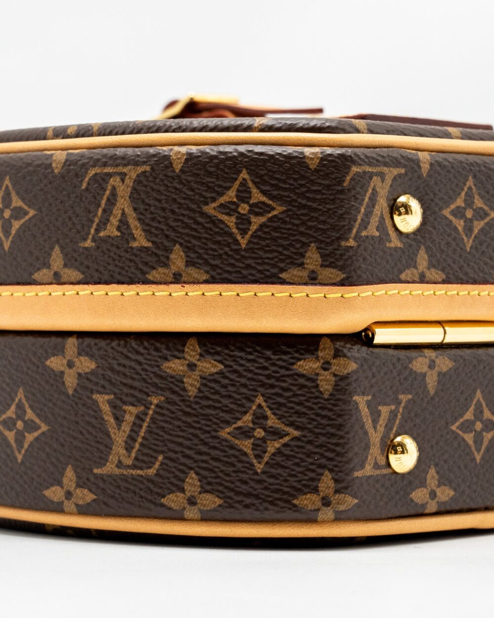 AAA Replica Louis Vuitton LV PETITE BOITE CHAPEAU MONOGRAM CANVAS GHW