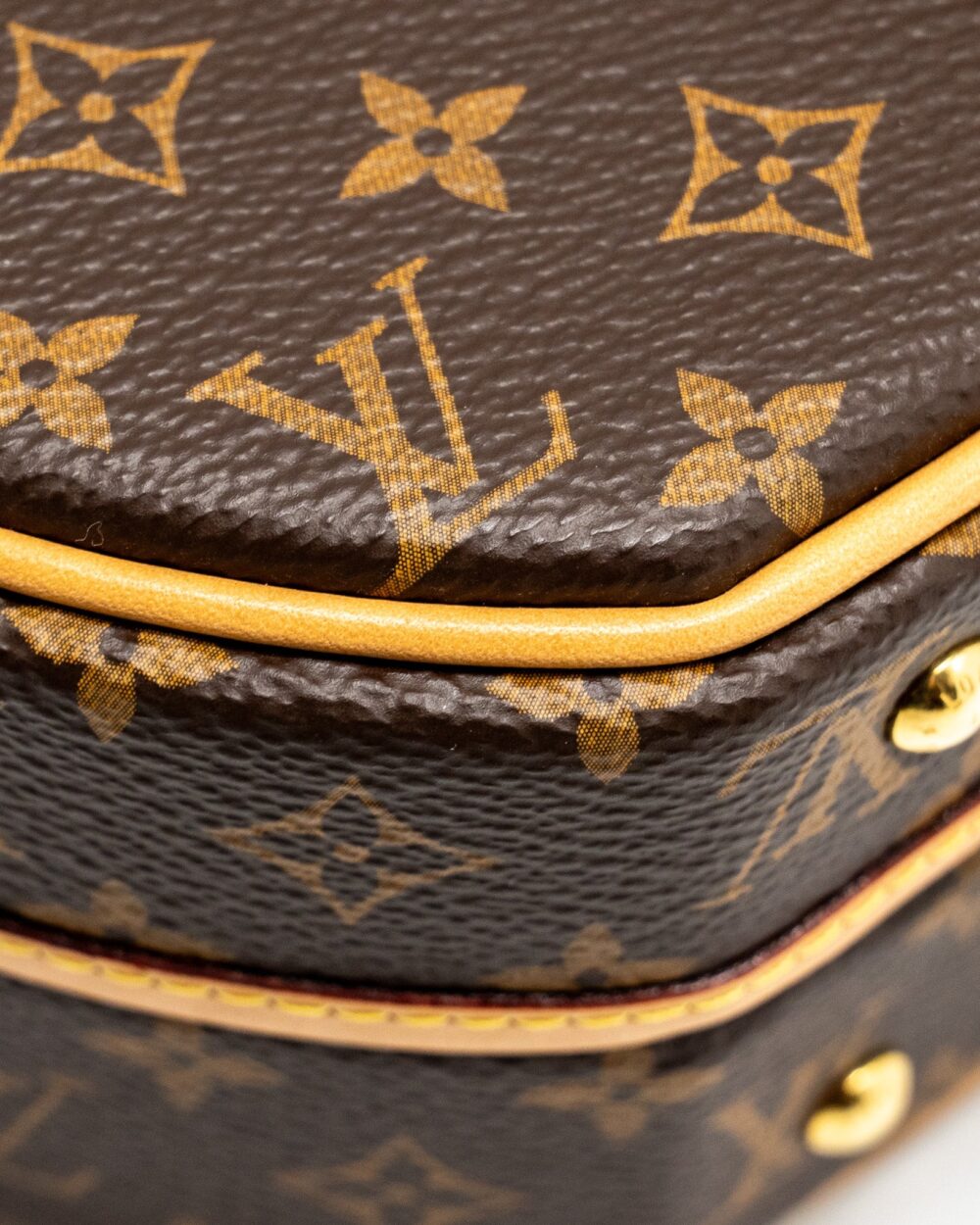 AAA Replica Louis Vuitton LV PETITE BOITE CHAPEAU MONOGRAM CANVAS GHW