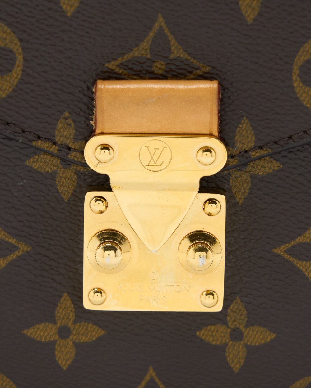 AAA Replica Louis Vuitton LV POCHETTE MÉTIS MONOGRAM CANVAS GHW