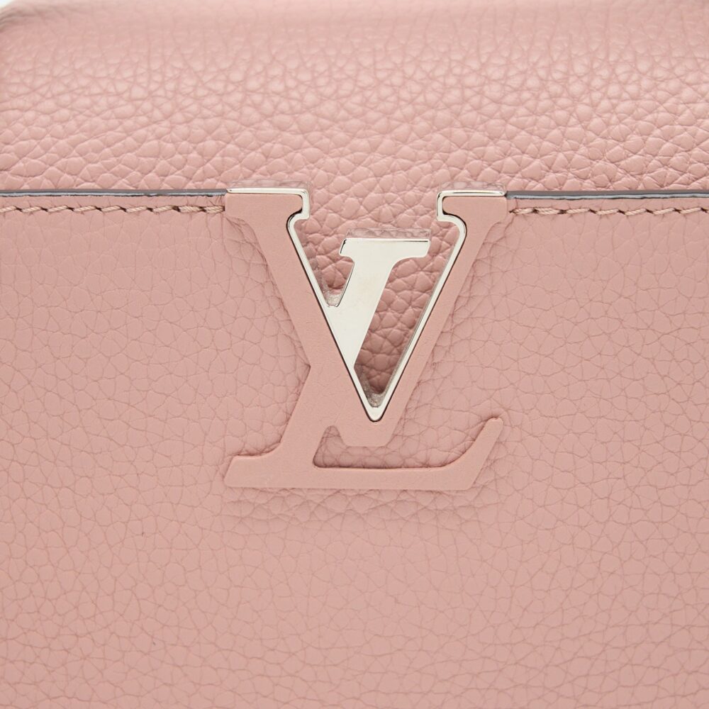 AAA Replica Louis Vuitton LV CAPUCINES BB TAURILLON MAGNOLIA SHW