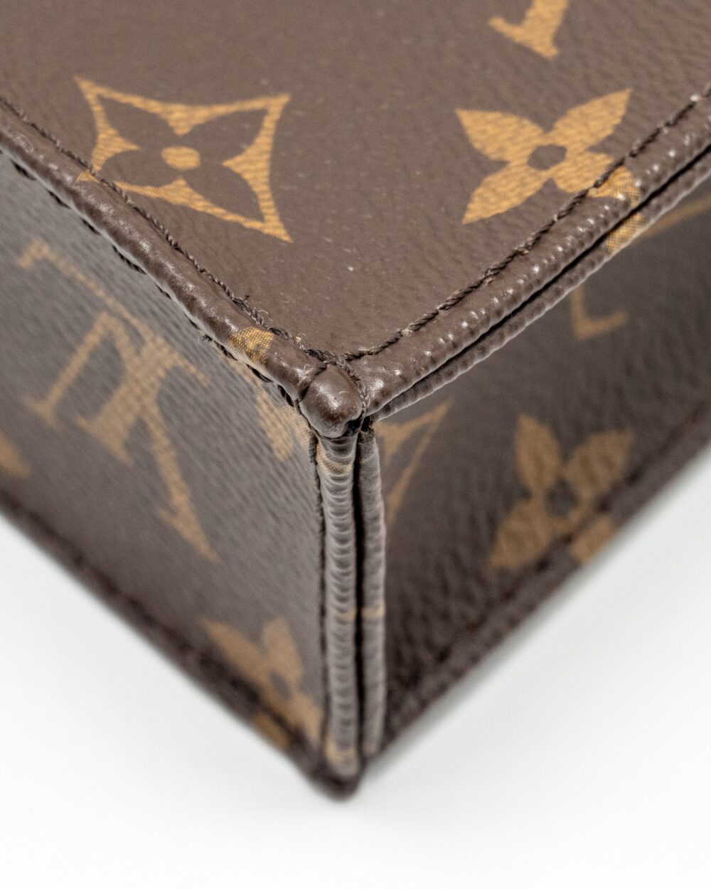 AAA Replica Louis Vuitton LV PETIT SAC PLAT MONOGRAM CANVAS GHW