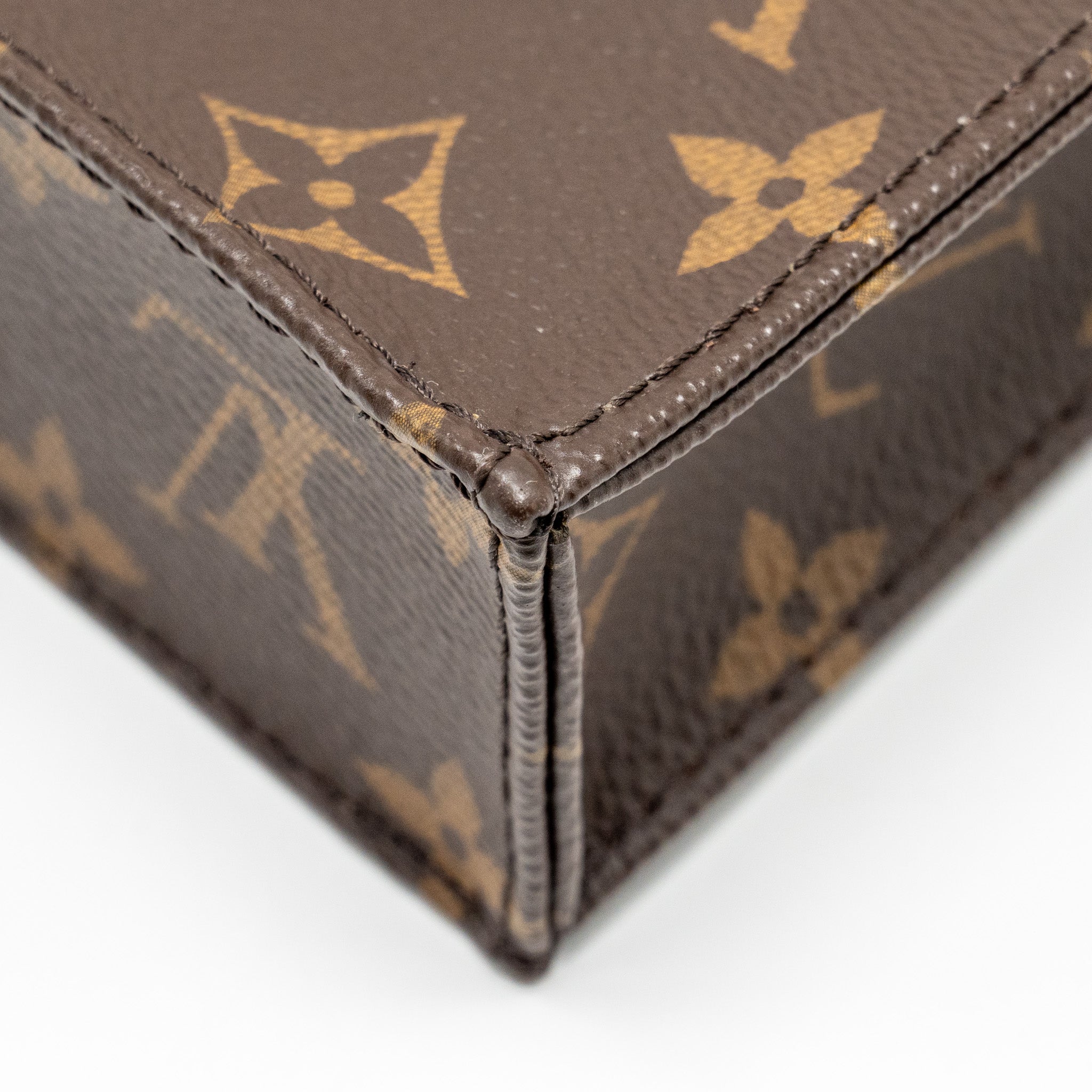 AAA Replica Louis Vuitton LV PETIT SAC PLAT MONOGRAM CANVAS GHW