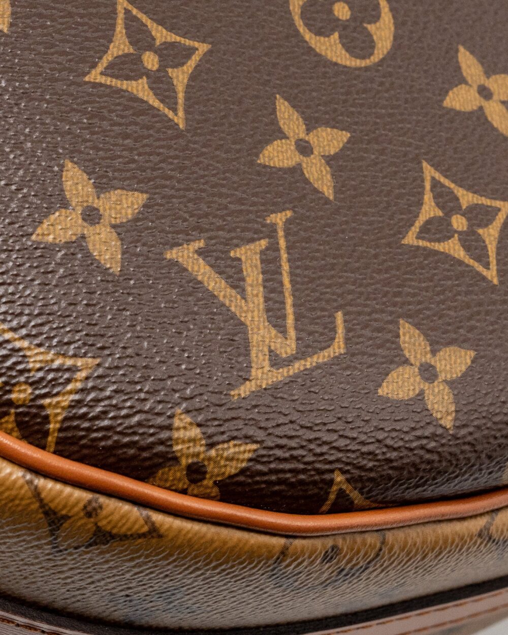 AAA Replica Louis Vuitton LV LOOP HOBO BAG MONOGRAM CANVAS GHW