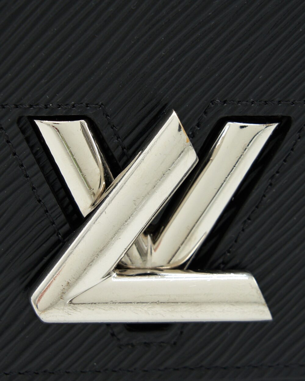 AAA Replica Louis Vuitton LV TWIST WALLET ON CHAIN BLACK SHW EPI LEATHER