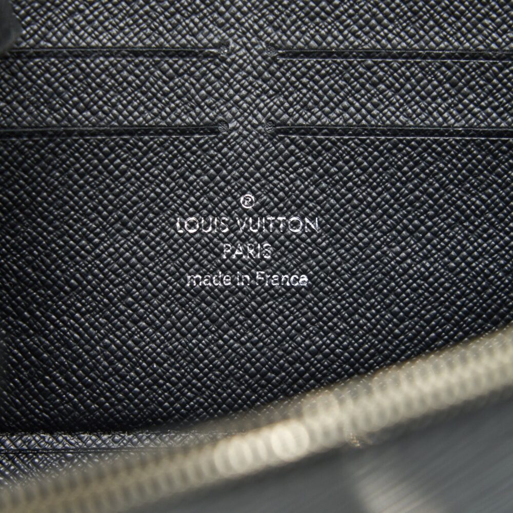 AAA Replica Louis Vuitton LV TWIST WALLET ON CHAIN BLACK SHW EPI LEATHER
