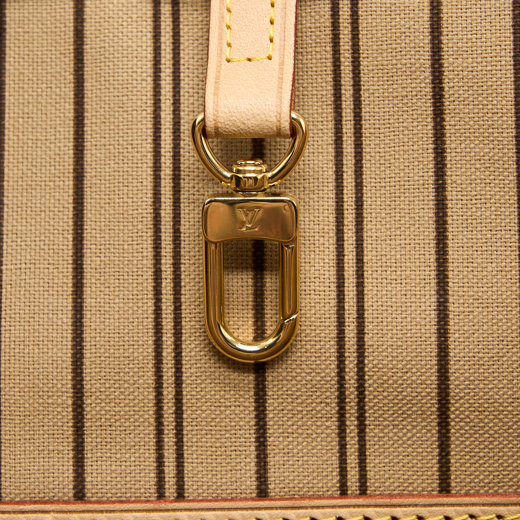 AAA Replica Louis Vuitton LV NEVERFULL MM MONOGRAM CANVAS / BEIGE LGHW