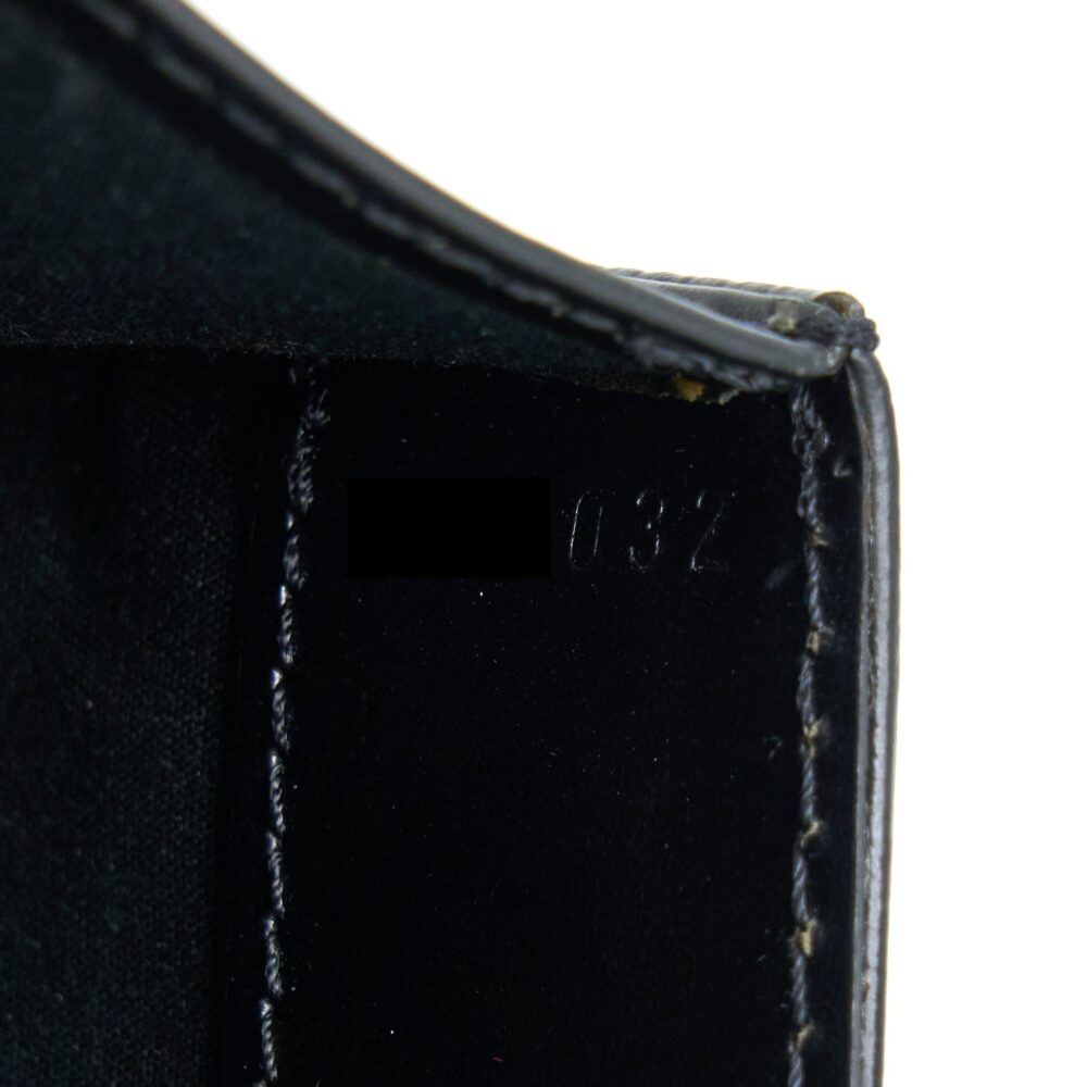 AAA Replica Louis Vuitton LV VINTAGE SHOULDER BAG EPI BLACK