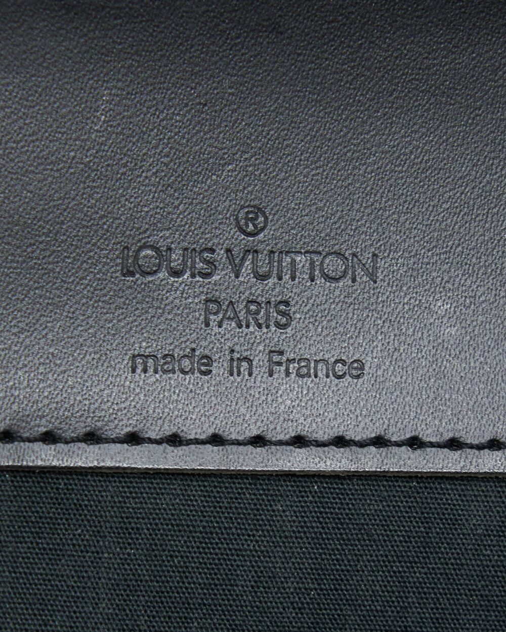 AAA Replica Louis Vuitton LV VINTAGE SHOULDER BAG EPI BLACK