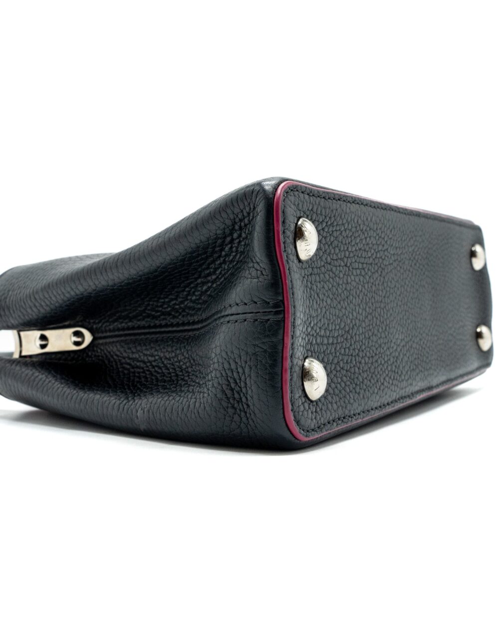 AAA Replica Louis Vuitton LV CAPUCINES BB TAURILLON NAVY SHW
