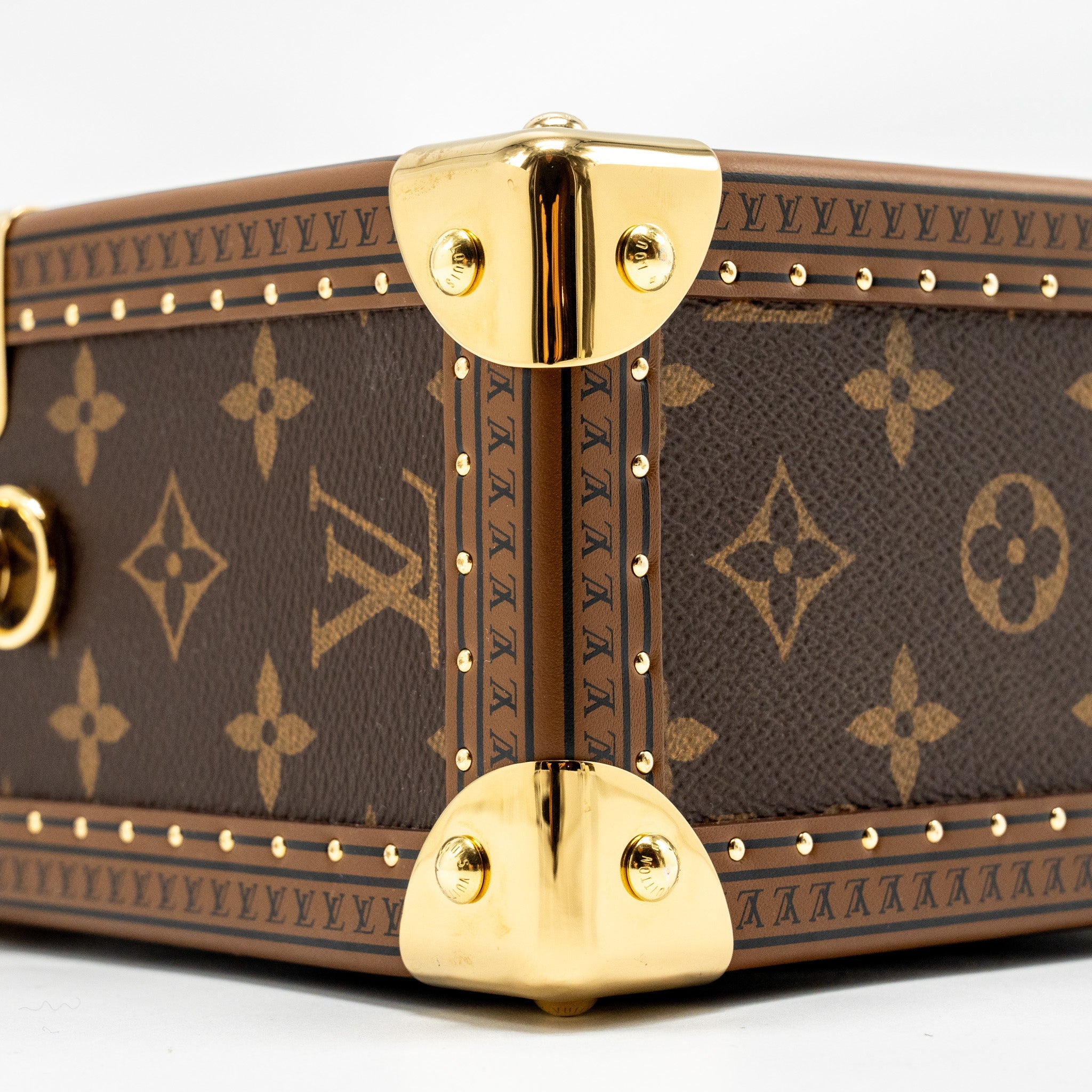 AAA Replica Louis Vuitton LV CAMERA BOX TRUNK MONOGRAM CANVAS/LEATHER GHW