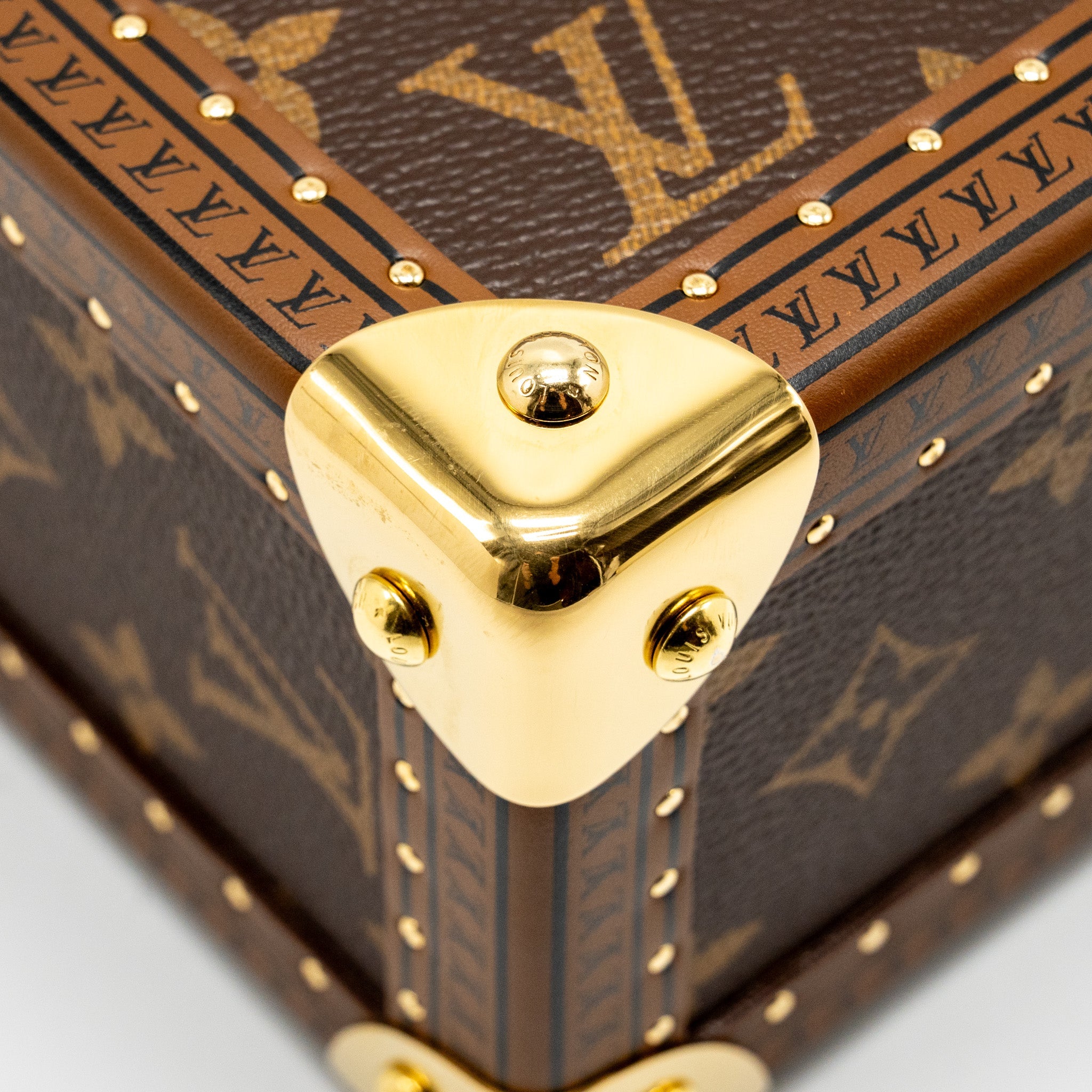 AAA Replica Louis Vuitton LV CAMERA BOX TRUNK MONOGRAM CANVAS/LEATHER GHW