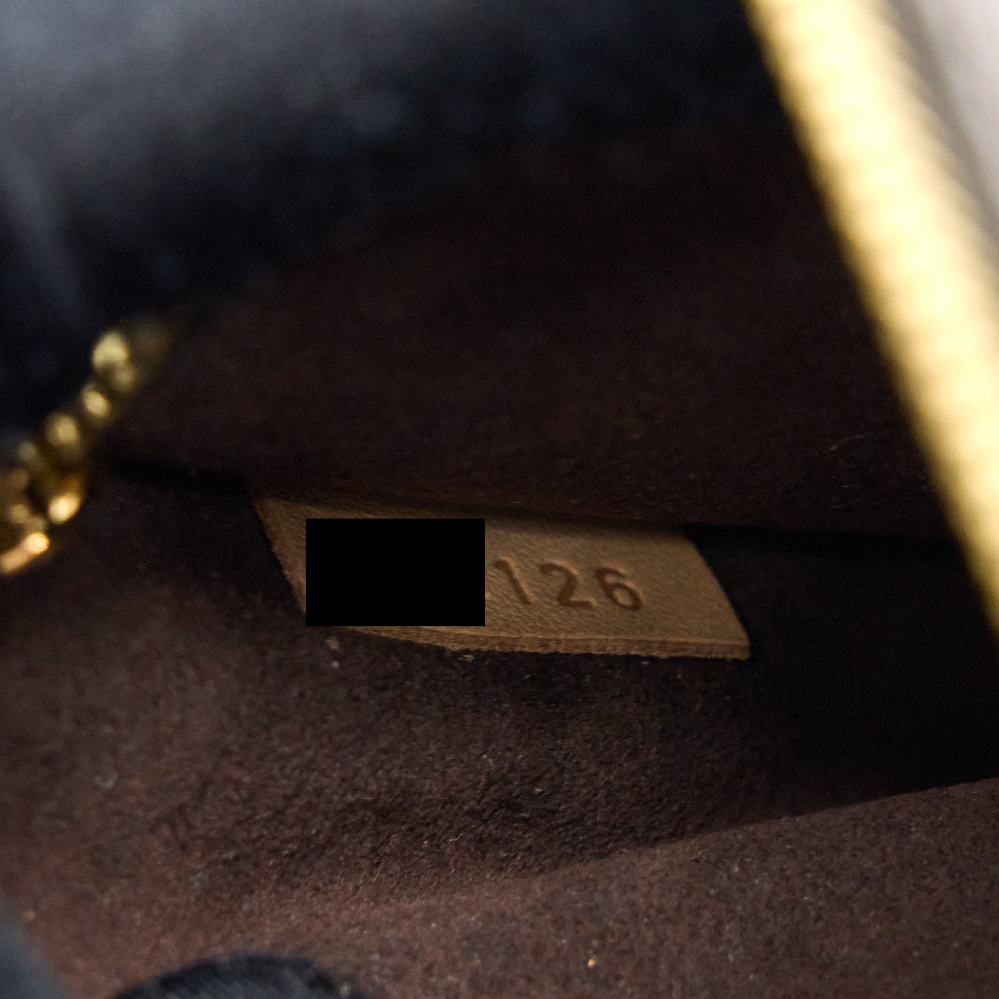 AAA Replica Louis Vuitton LV POCHETTE METIS MONOGRAM CANVAS GHW