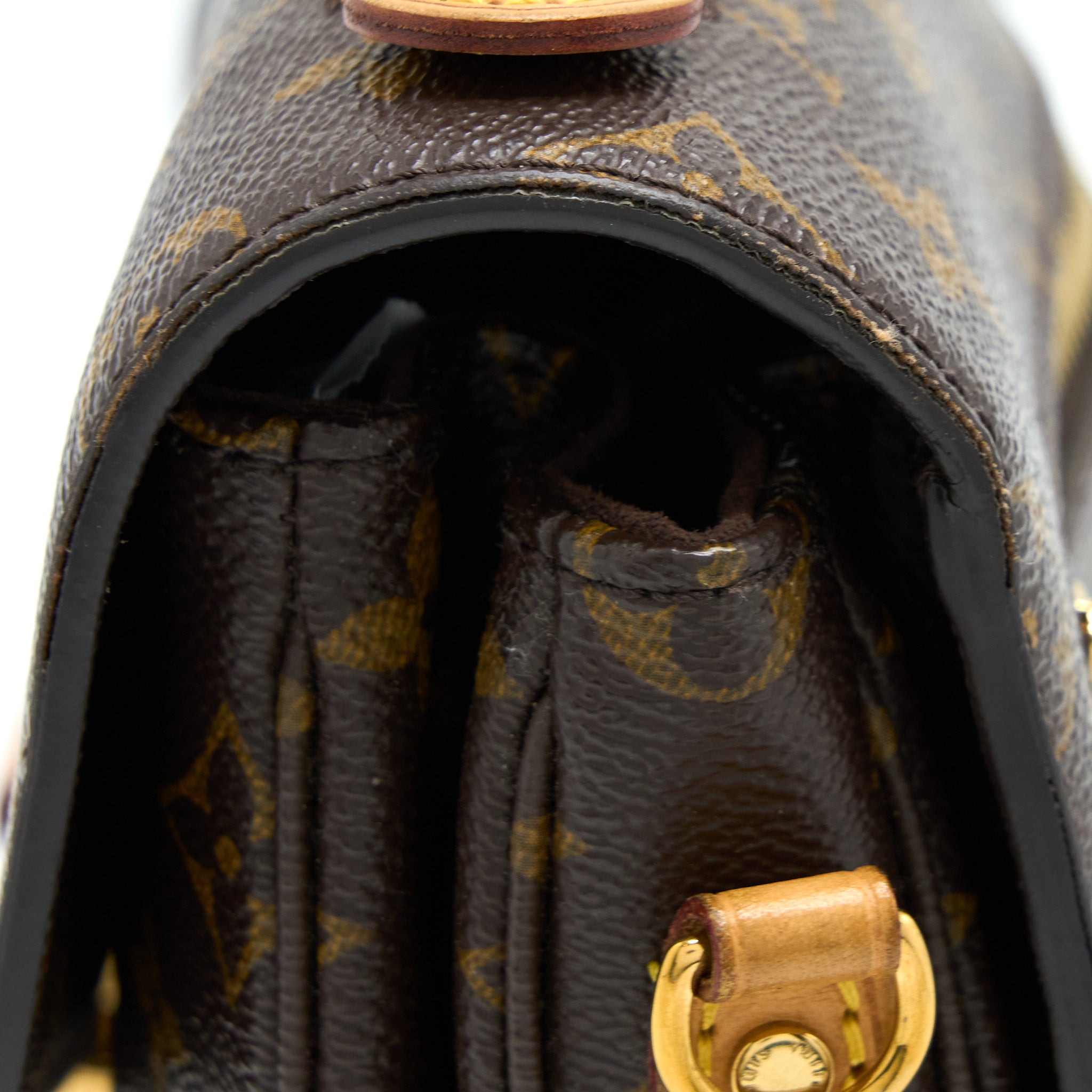 AAA Replica Louis Vuitton LV POCHETTE METIS MONOGRAM CANVAS GHW