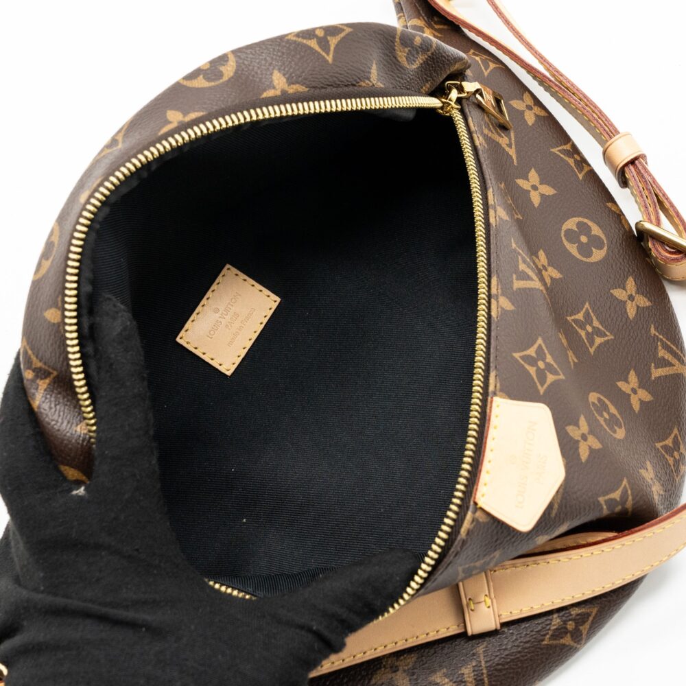 AAA Replica Louis Vuitton LV BUMBAG MONOGRAM CANVAS GHW