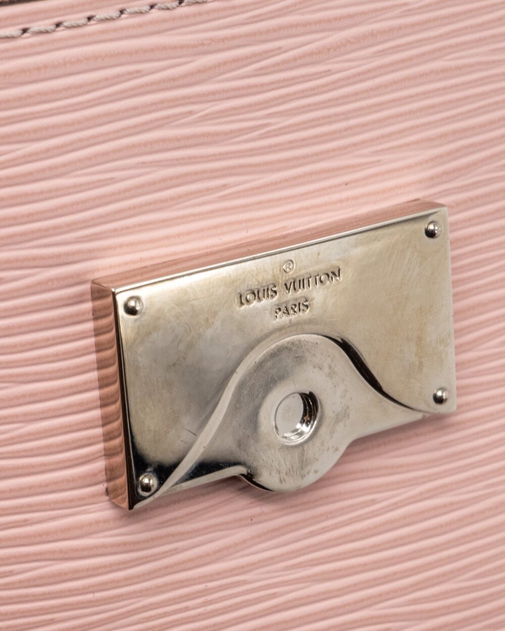 AAA Replica Louis Vuitton LV CLUNY BB EPI PINK SHW
