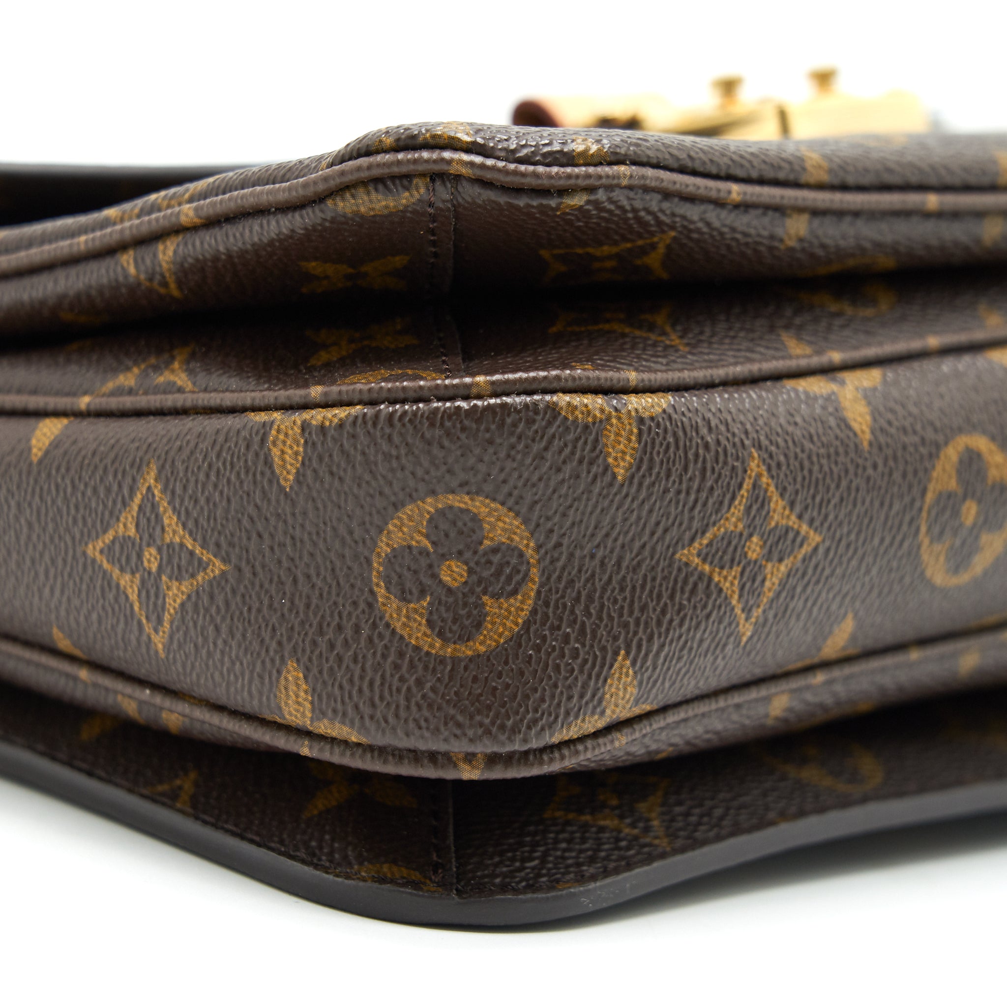 AAA Replica Louis Vuitton LV POCHETTE METIS MONOGRAM CANVAS
