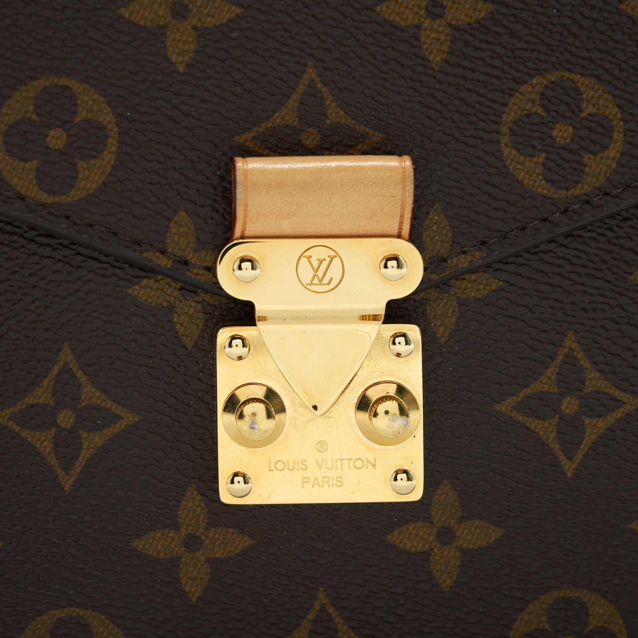 AAA Replica Louis Vuitton LV POCHETTE METIS MONOGRAM CANVAS