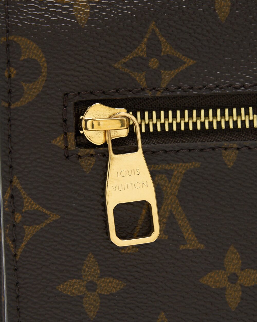 AAA Replica Louis Vuitton LV POCHETTE METIS MONOGRAM CANVAS